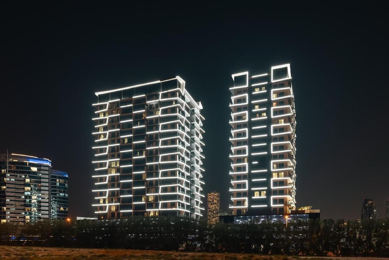 Apartment Stylish 3 Bedroom In Jvc *