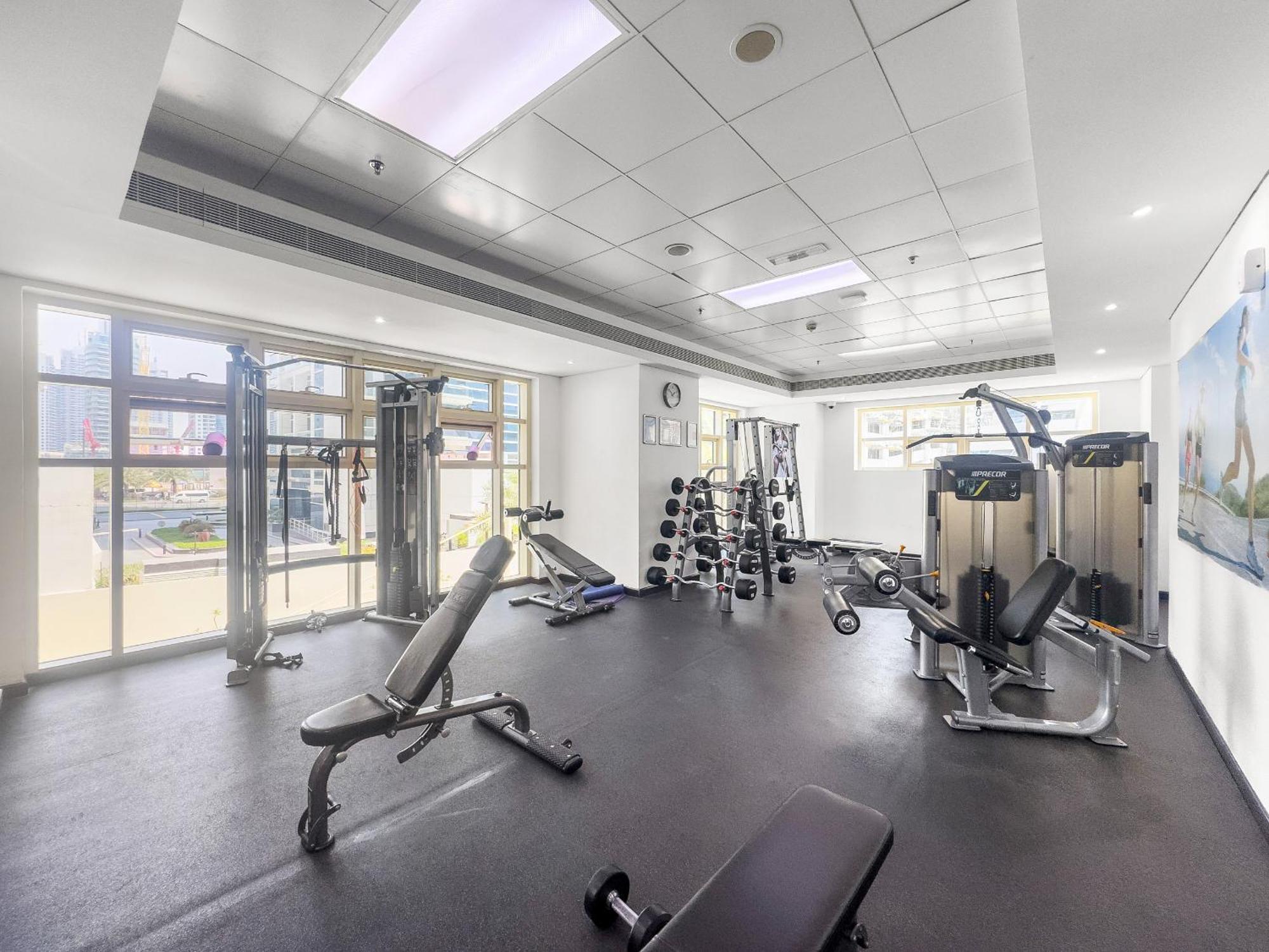 Vayk - Exclusive 1br With Eye Views