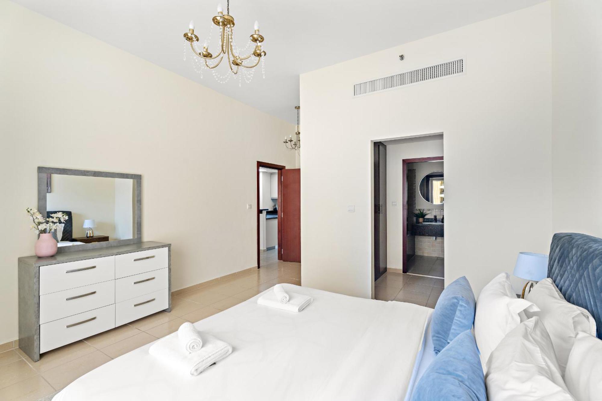 Vayk - Great 1-bedroom In Jbr * Dubai