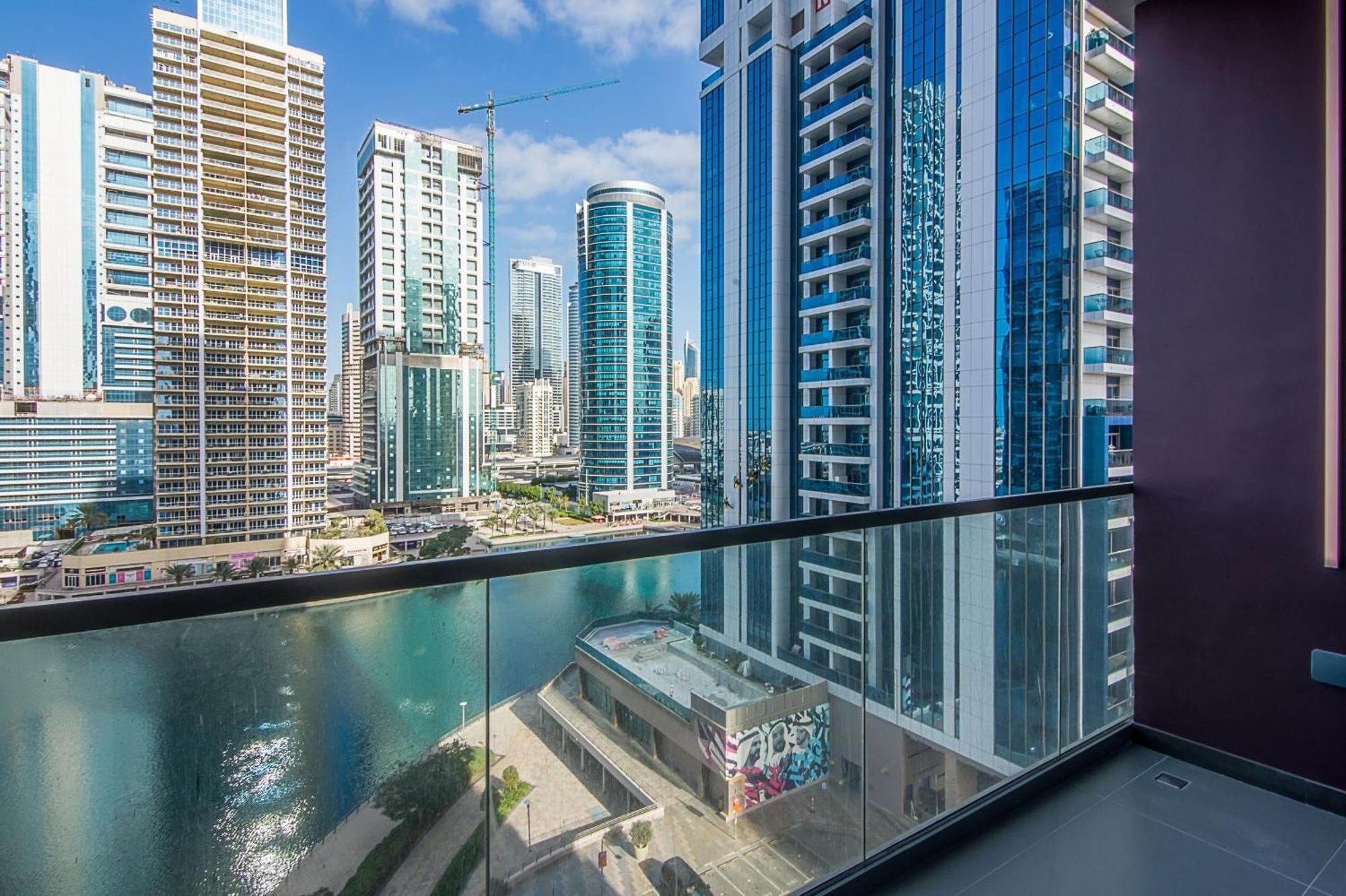 Mbl Royal, Jlt- 1-br With View Apartment *