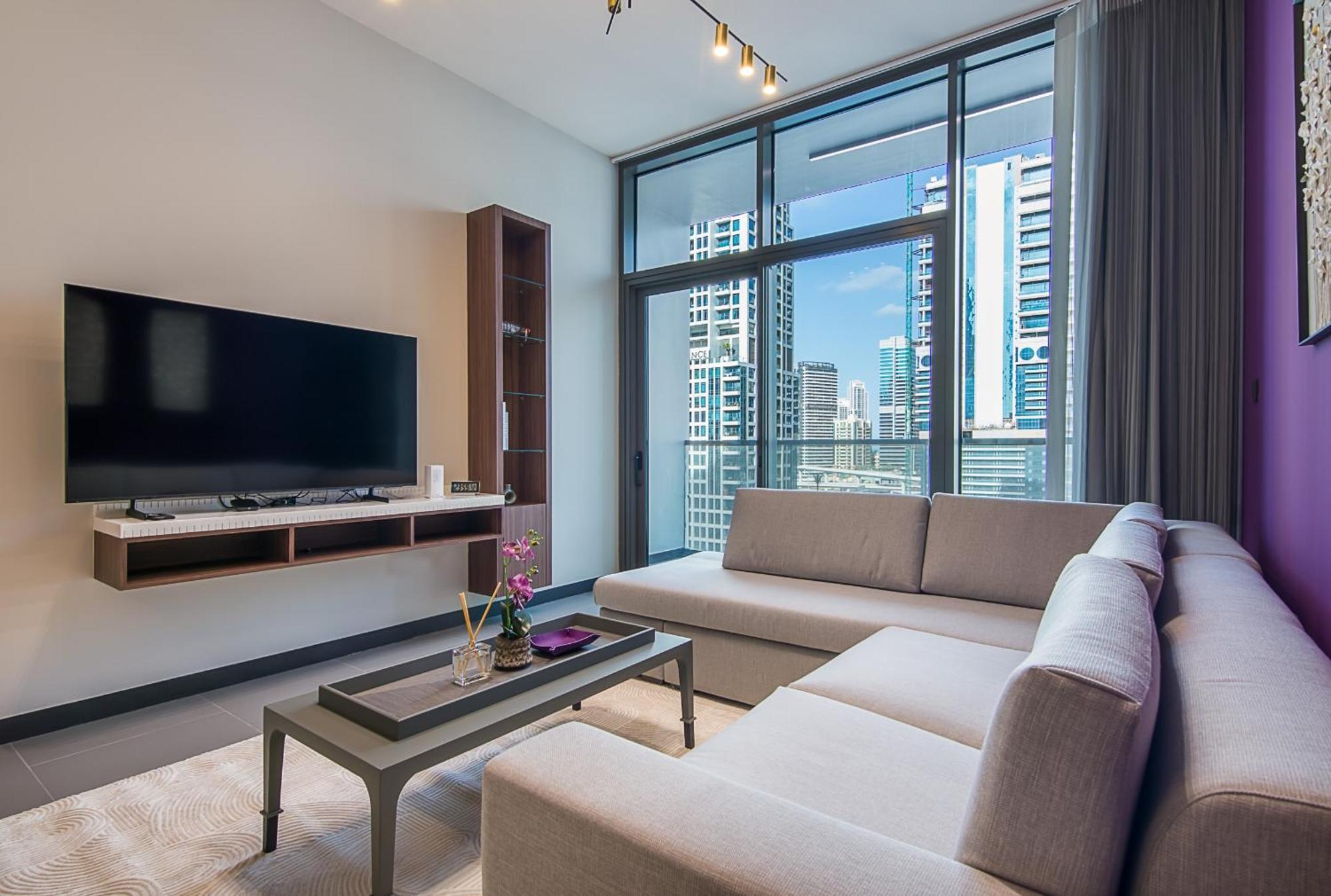 Apartment Mbl Royal, Jlt- 1-br With View