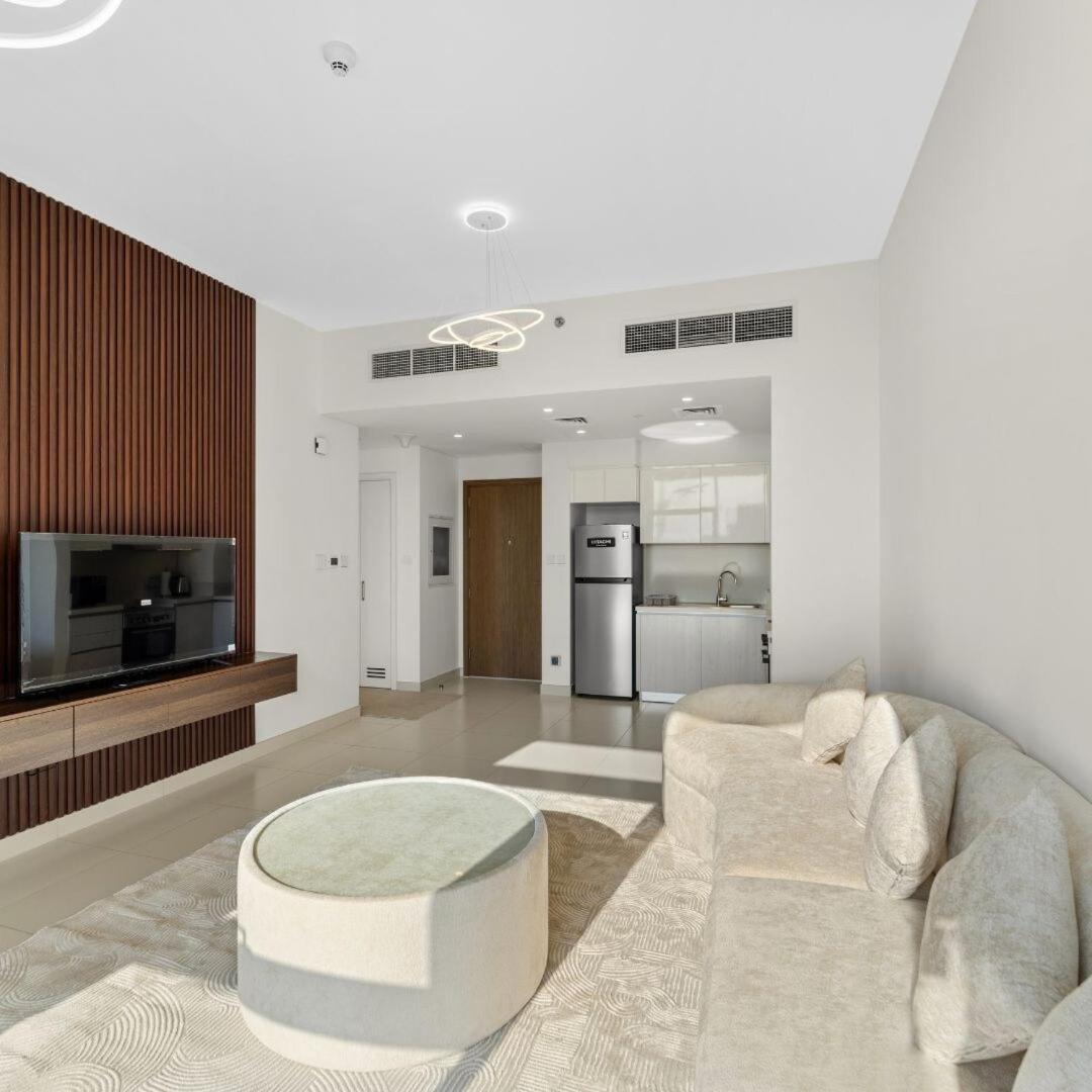 Apartment Hills Residence-park Point C *
