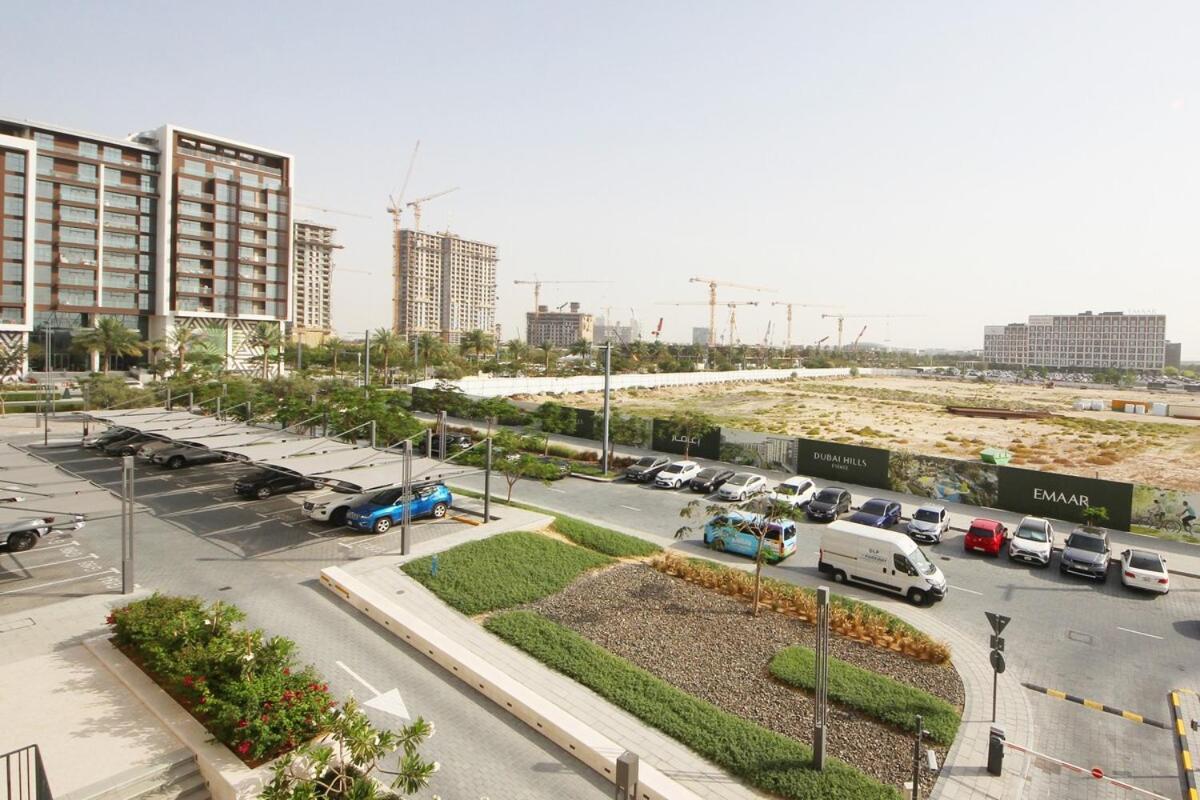 Apartment Hills Residence-park Point C *