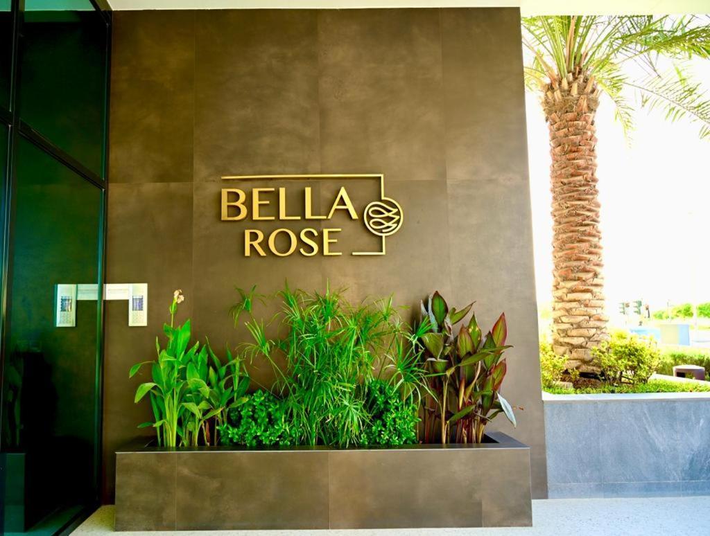Fully Furnished Elegant Close By Science Park, Miracle Garden And Butterfly Garden * Dubai