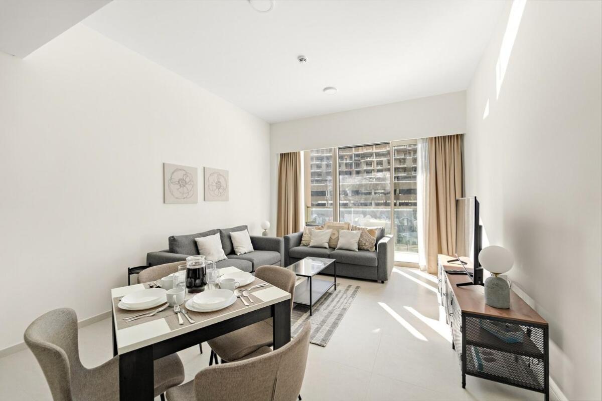 Apartment First Class 1br Iconic Luxury Dubai