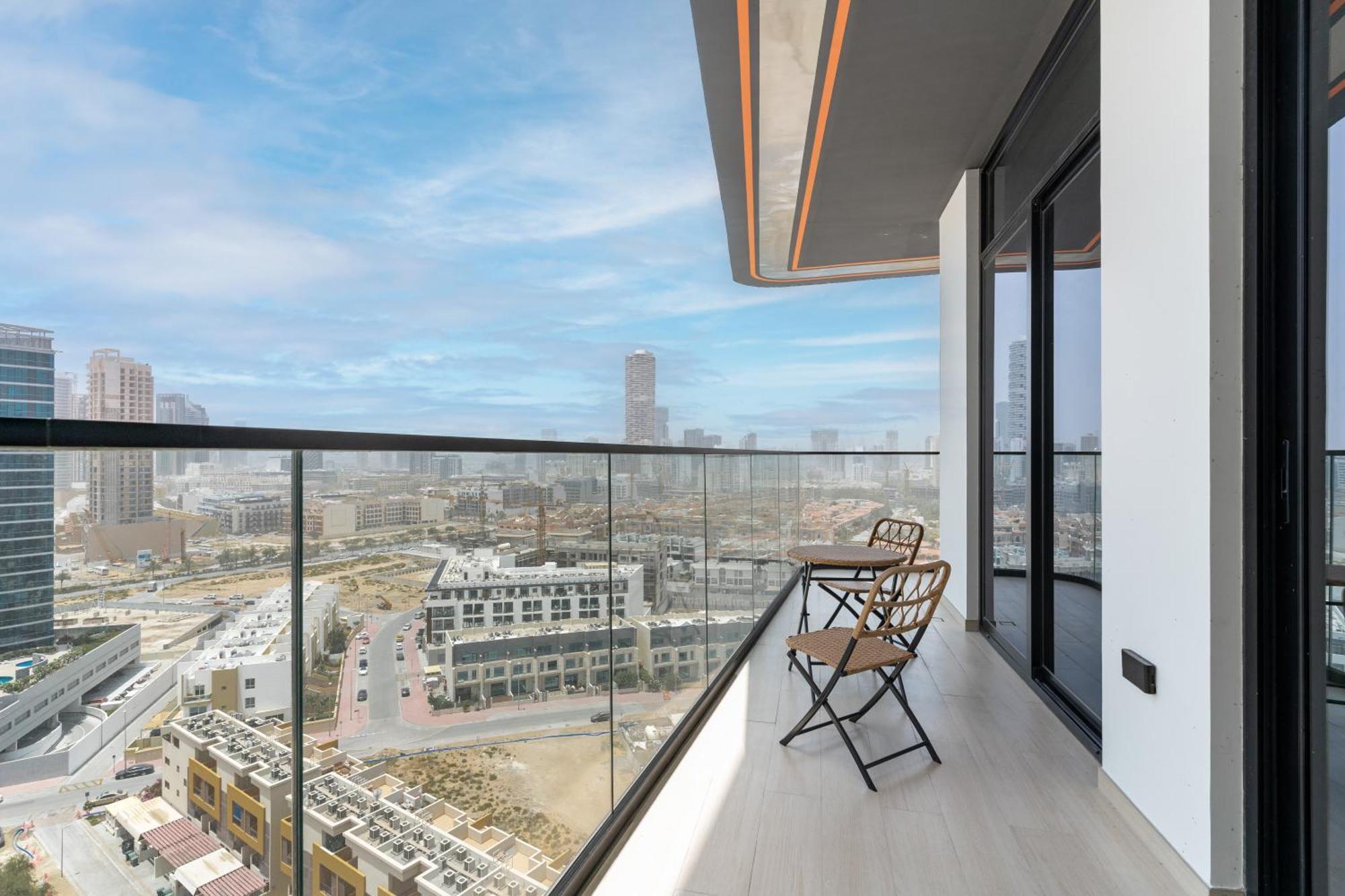 Stylish 3 Bedroom In Jvc Apartment Dubai
