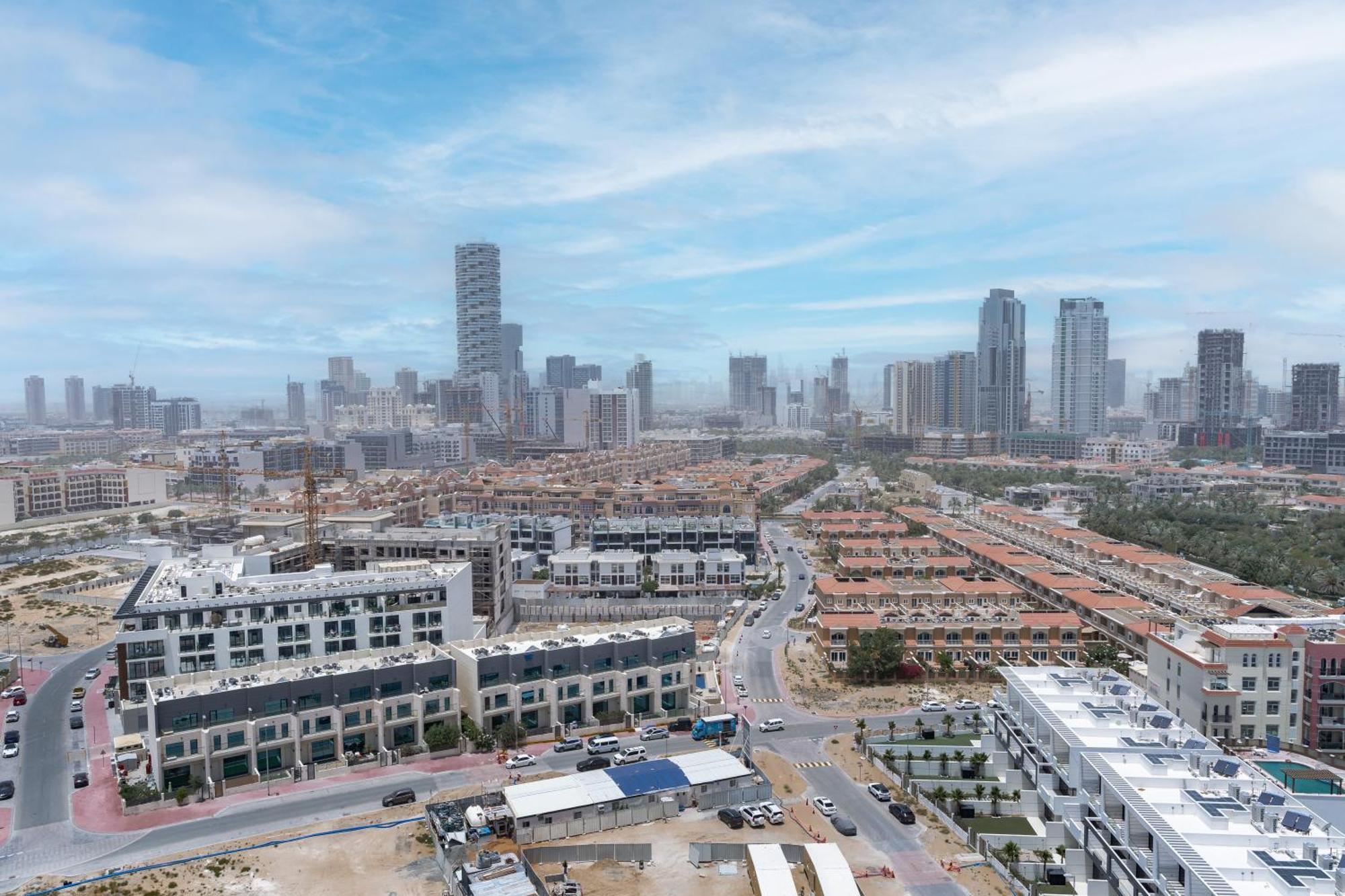 Apartment Stylish 3 Bedroom In Jvc Dubai