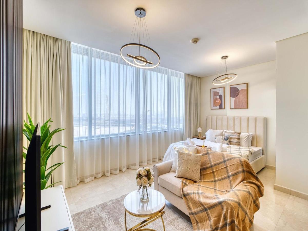 Classic Sky Bright Apartment *