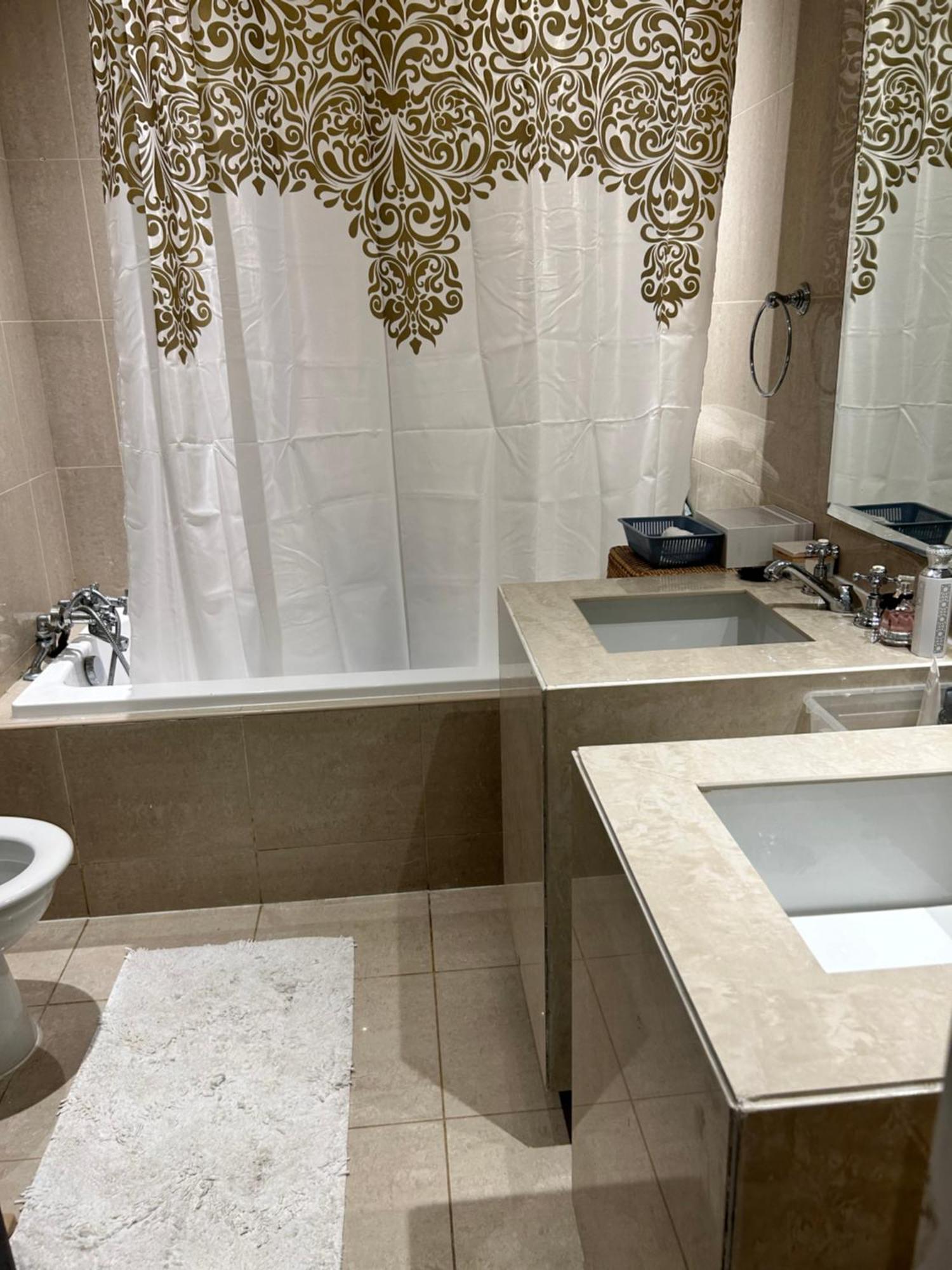 Mall Aparment Apartment *