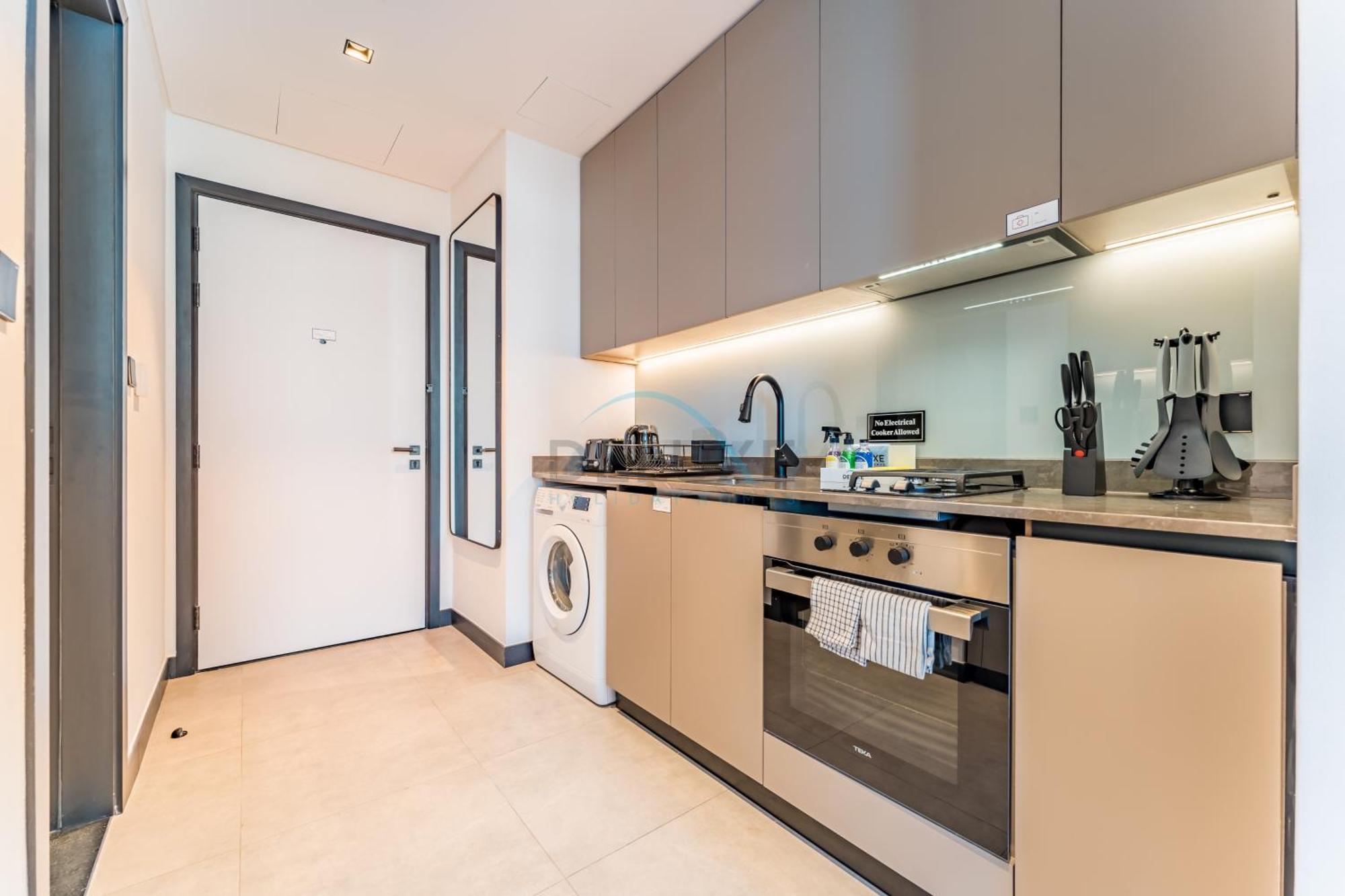 Elegant Next To Water Canal, 15 Northside Tower 1, Business Bay By Deluxe Homes * Dubai