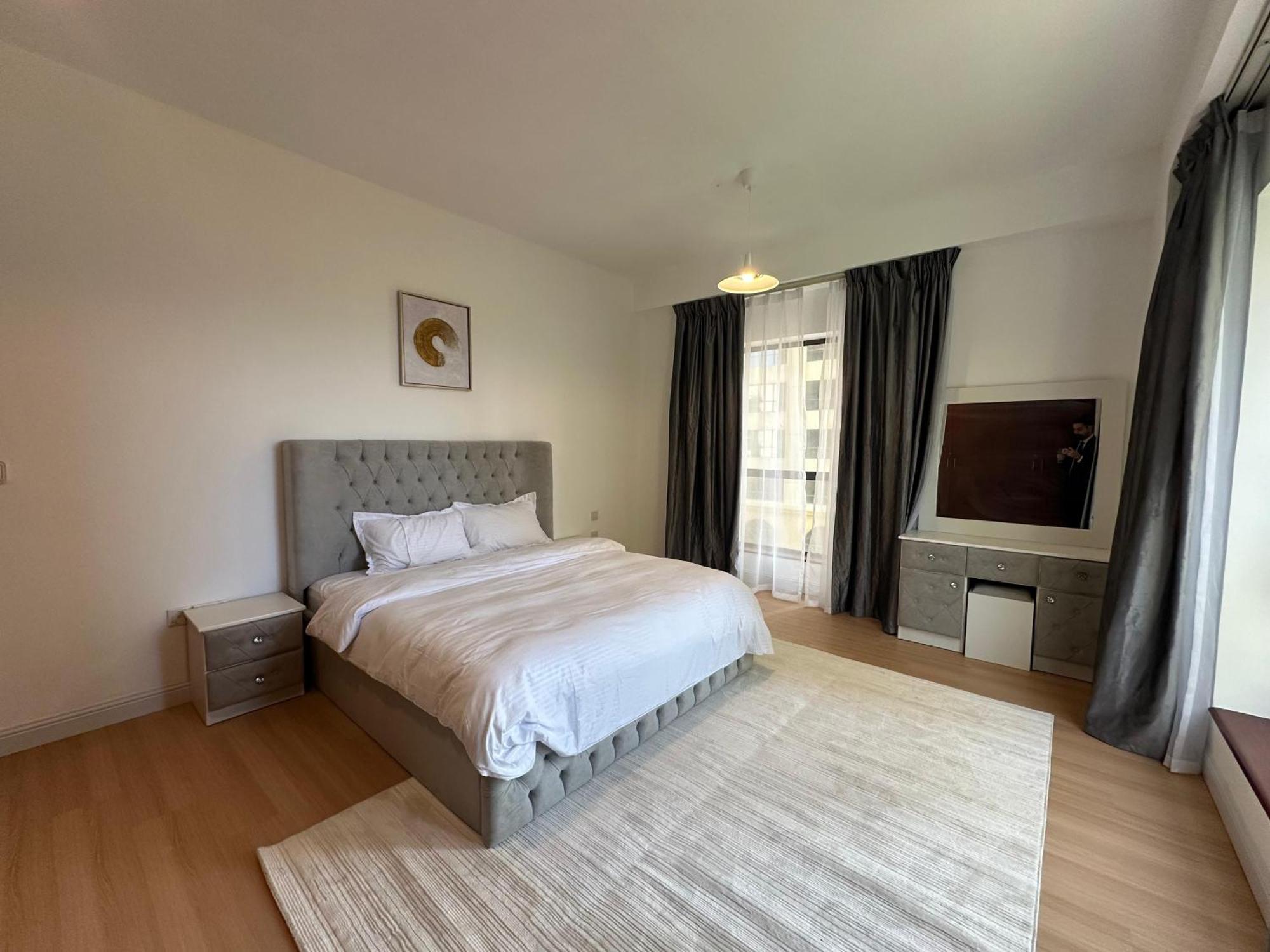 2br In Jbr, The Walk Dubai