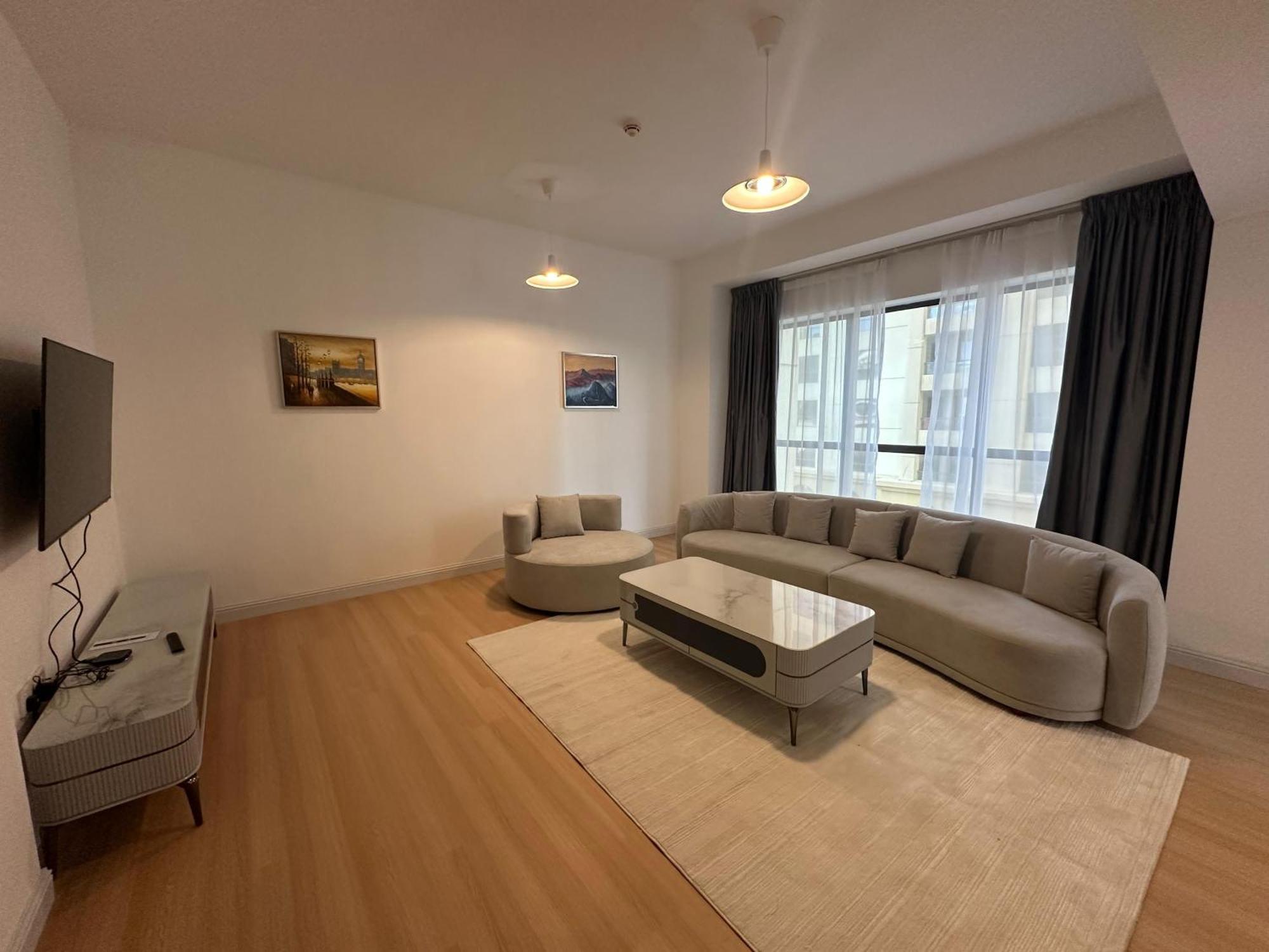 2br In Jbr, The Walk Apartment Dubai