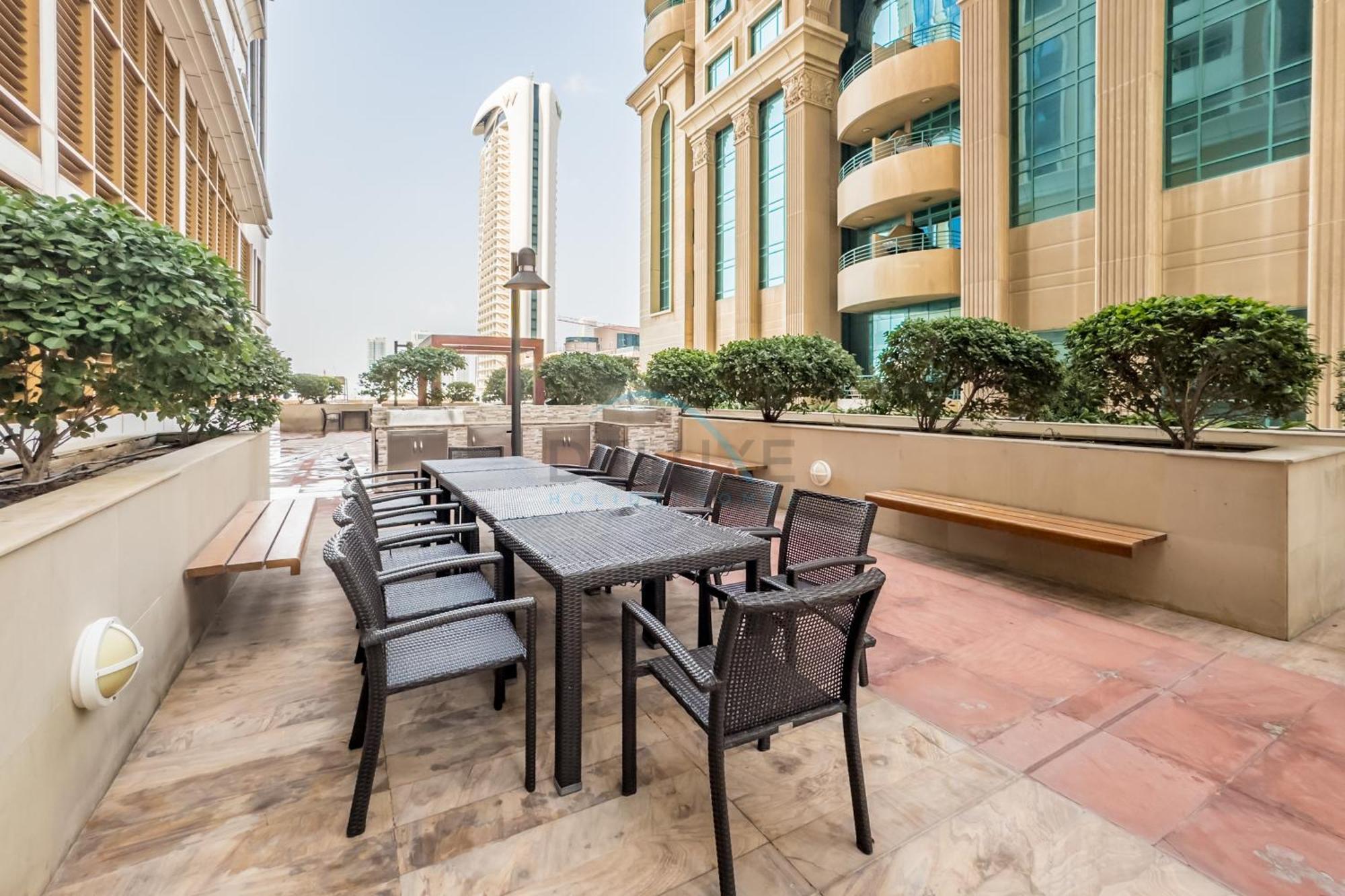 Apartment Refurbished 1br High Dubai