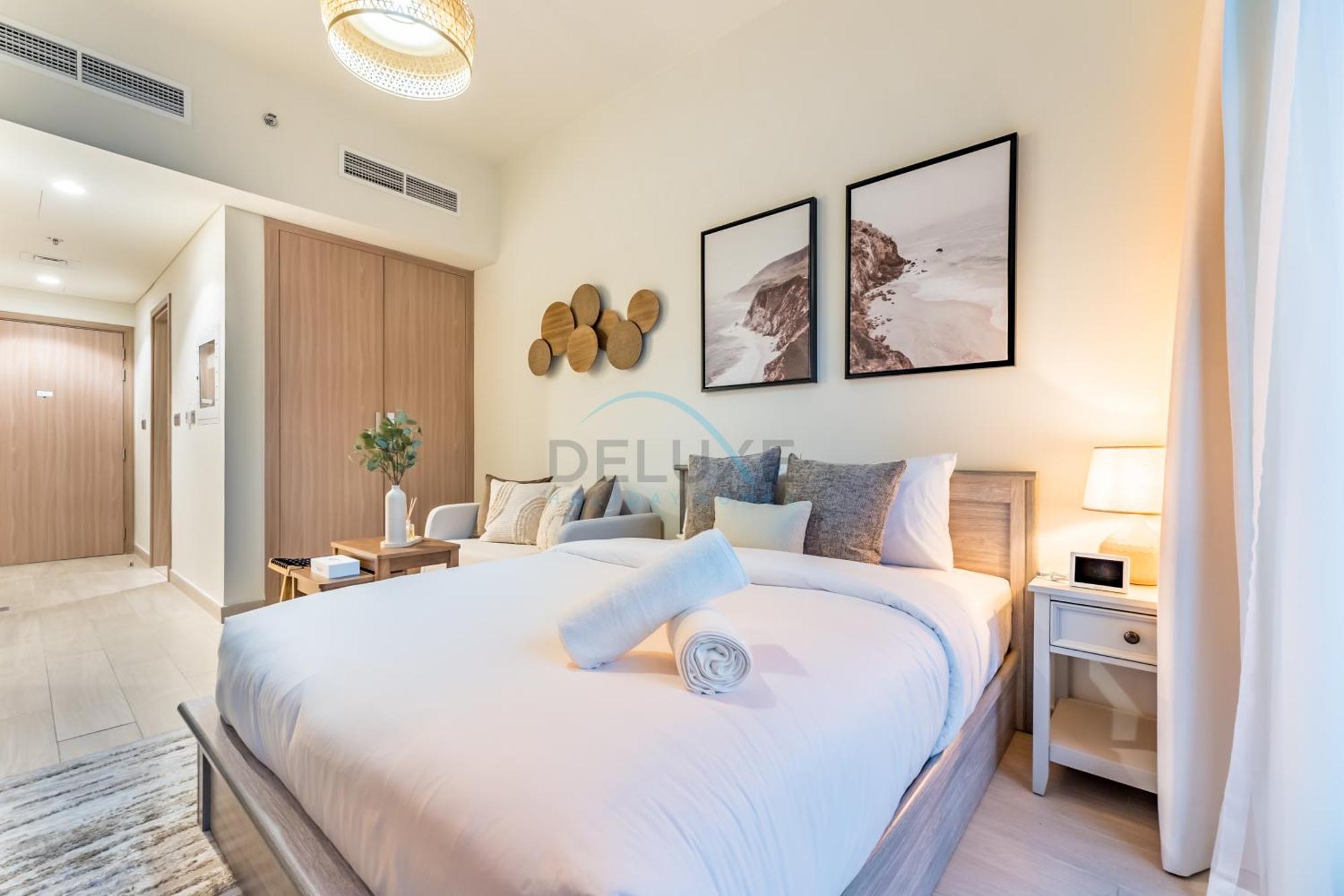 View Minutes Drive To Burj Khalifa, Azizi Riviera 43, Al Merkadh By Deluxe Homes Apartment Dubai