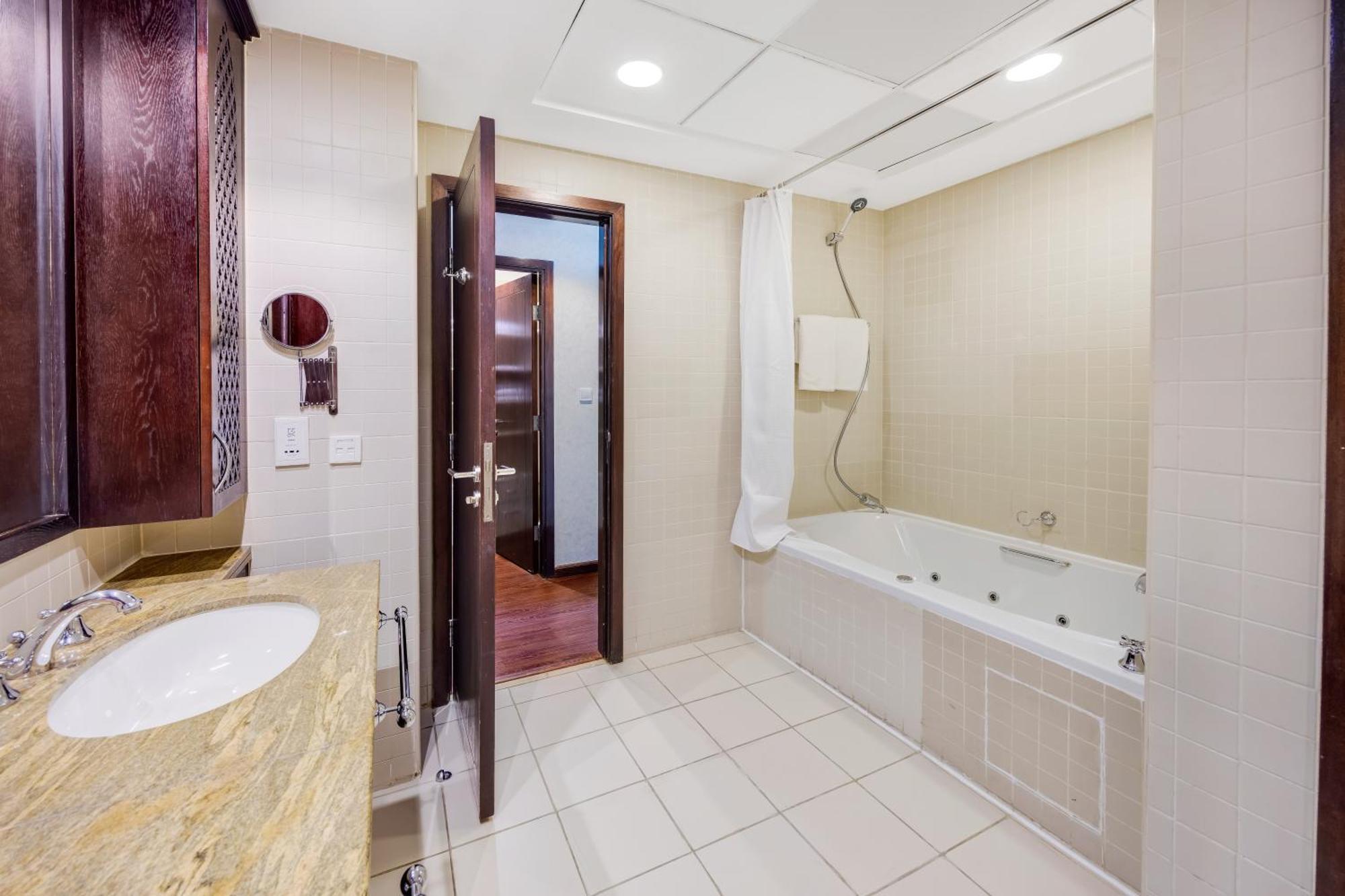 Durrani Homes - Alluring 5br Penthouse With Burj Khalifa And Fountain View Apartment