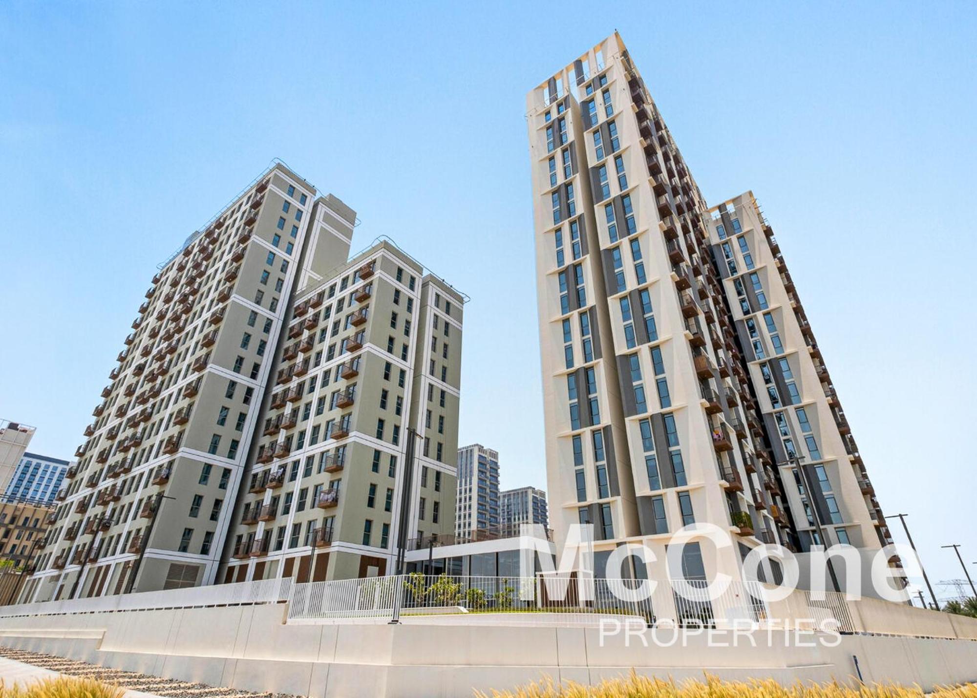 Inviting 2br With Pool & Pet-friendly Option Dubai