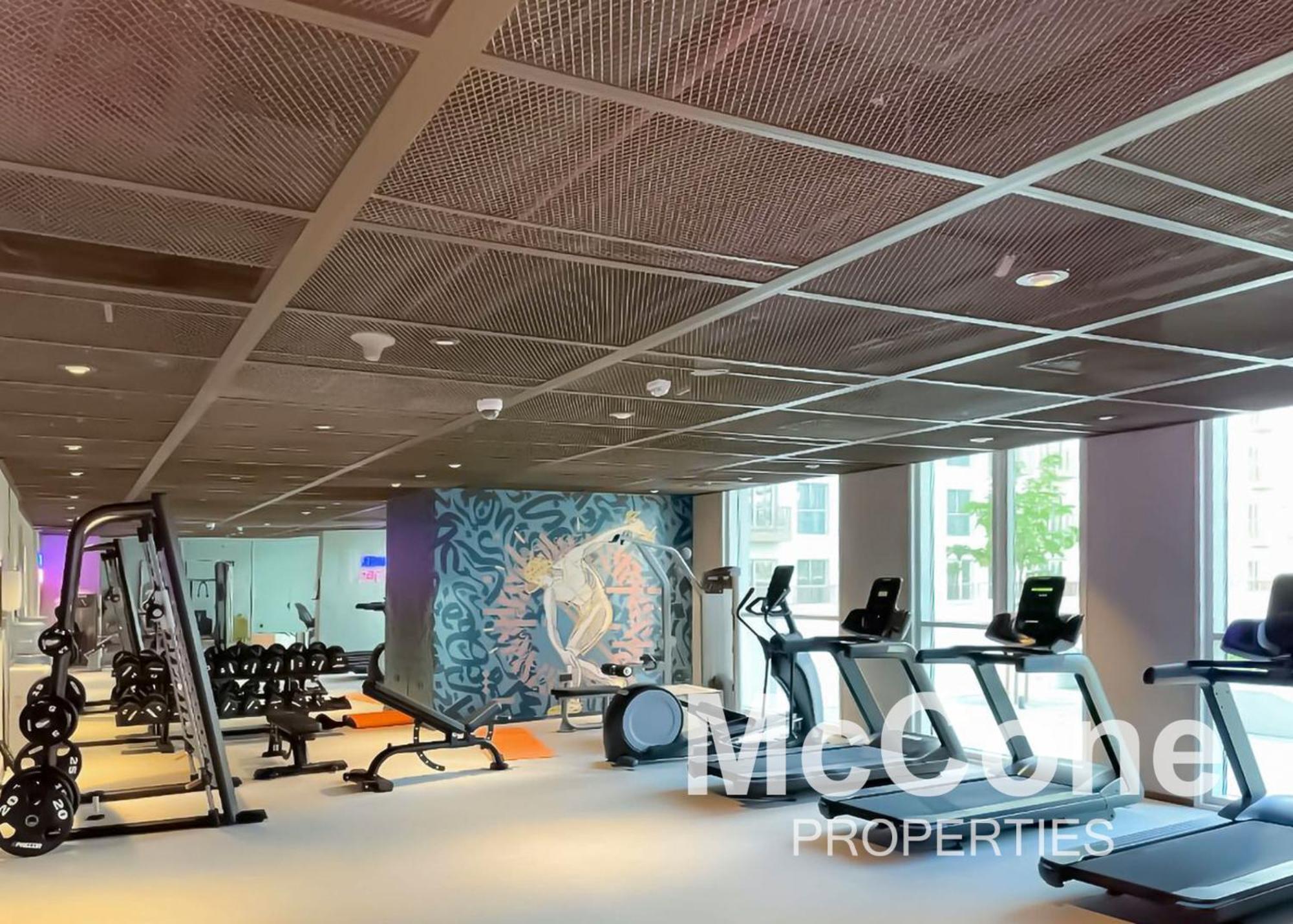 Inviting 2br With Pool & Pet-friendly Option * Dubai