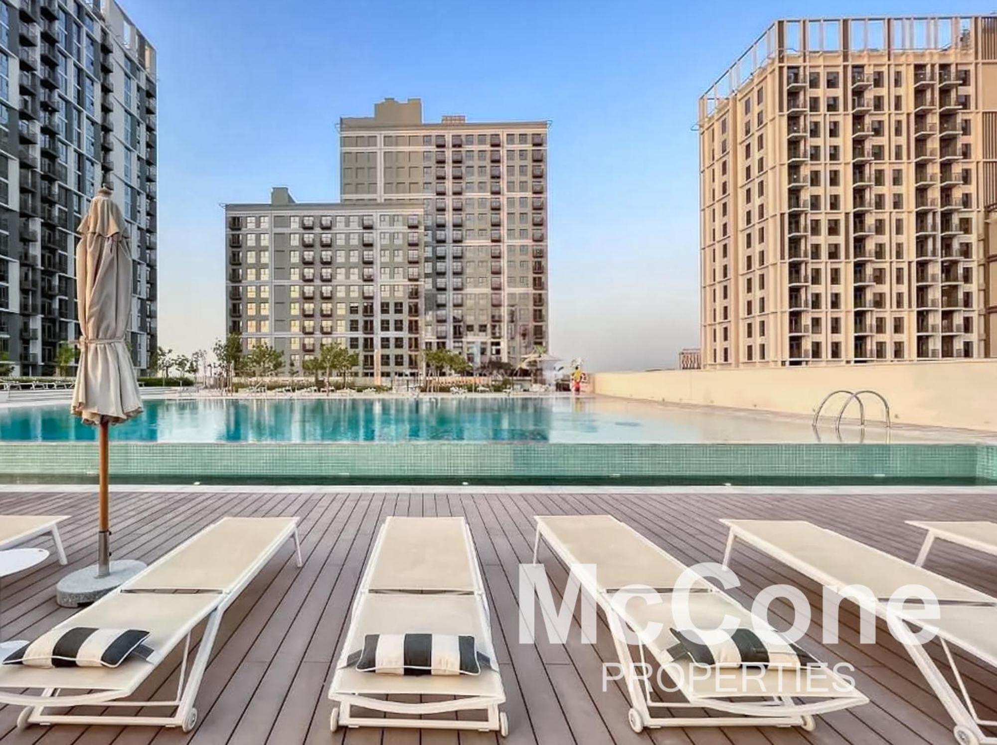 Inviting 2br With Pool & Pet-friendly Option