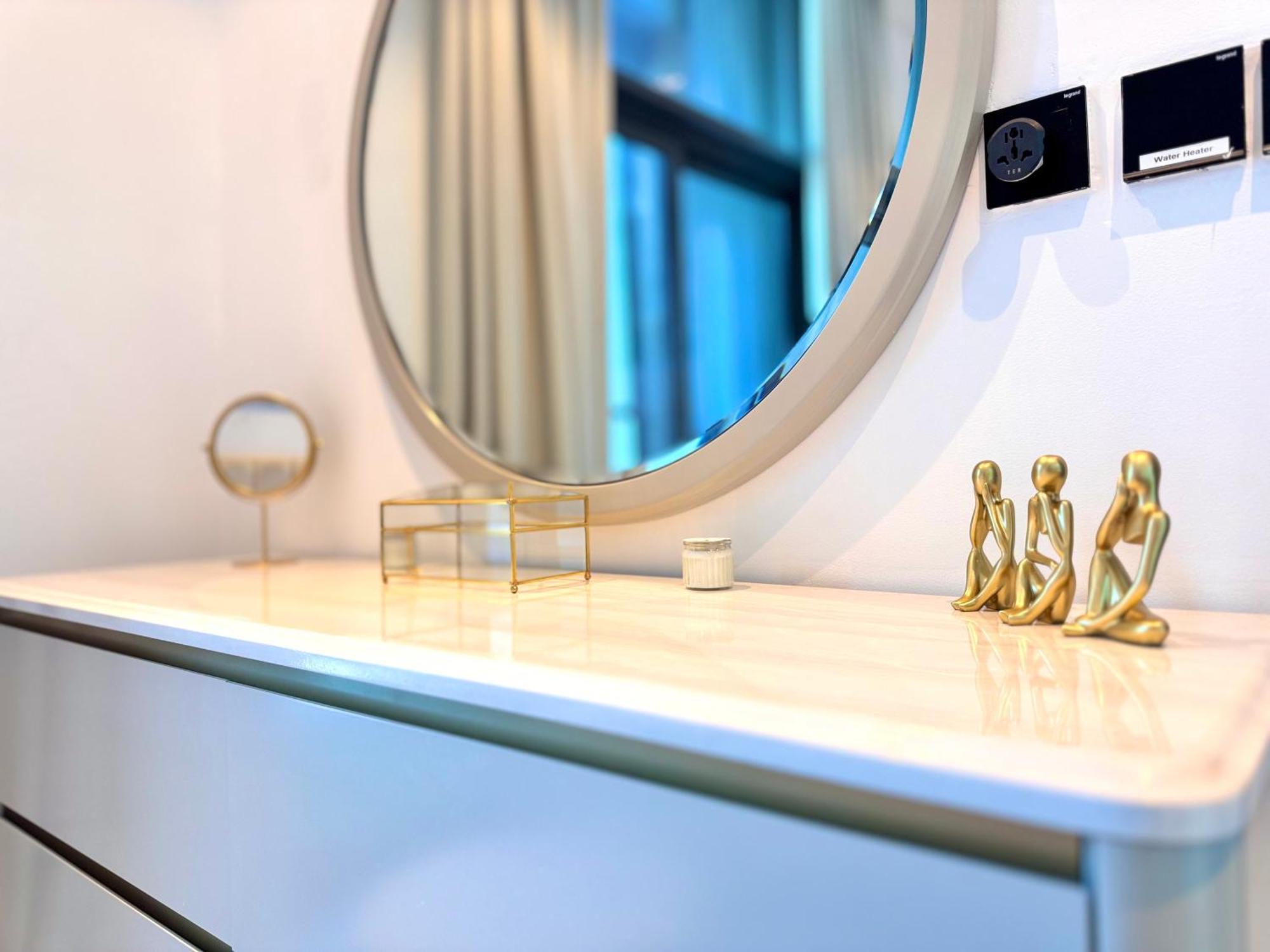 Luxury With Burj Khalifa View, Balcony Netflix Wehome Premium