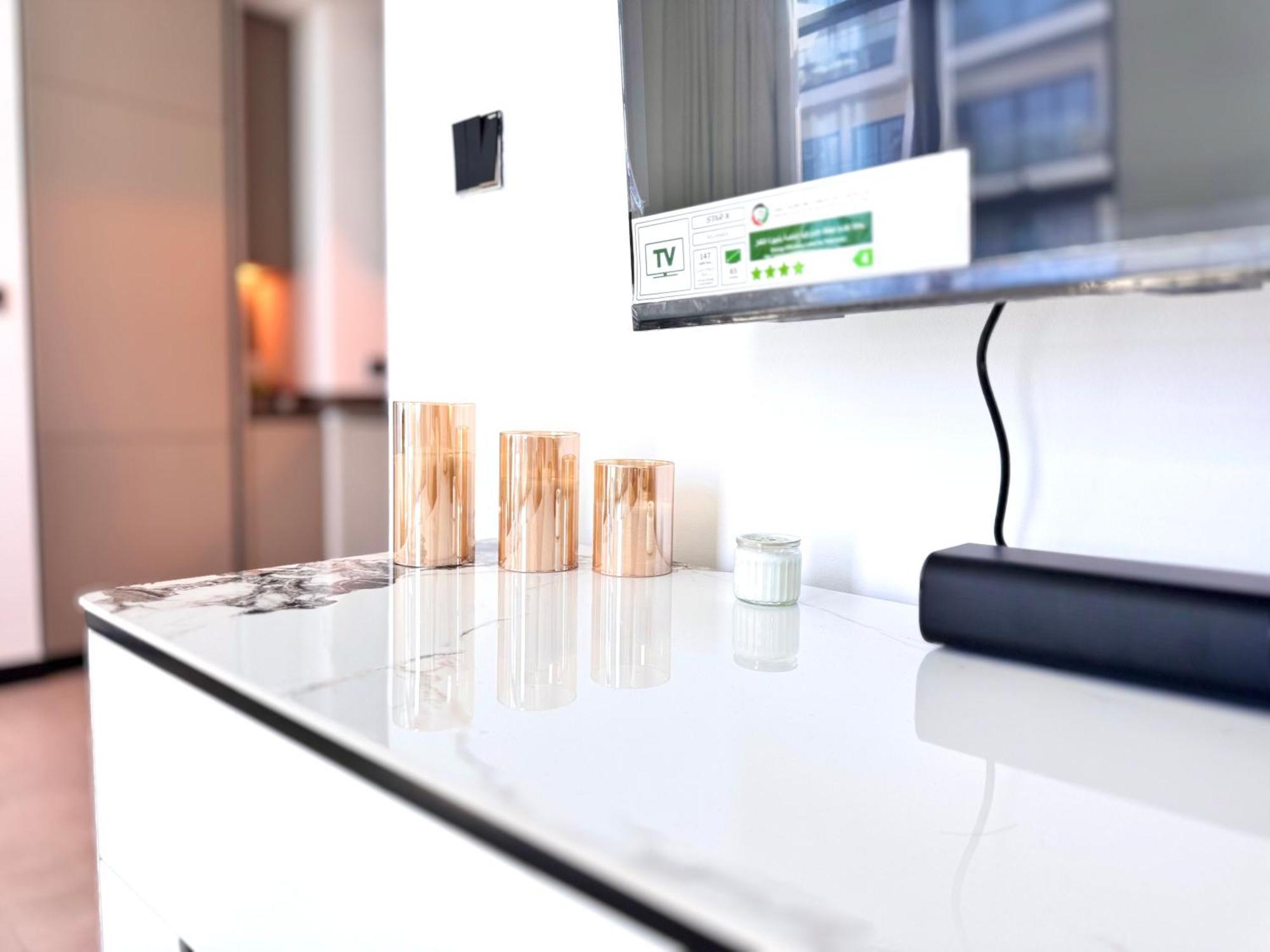 Luxury With Burj Khalifa View, Balcony Netflix Wehome Premium
