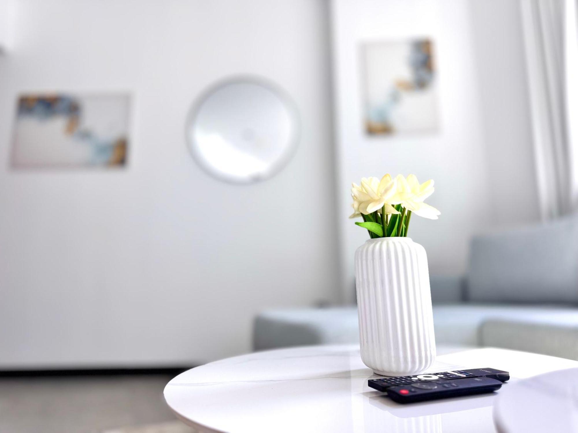 Luxury With Burj Khalifa View, Balcony Netflix Wehome Premium Apartment Dubai
