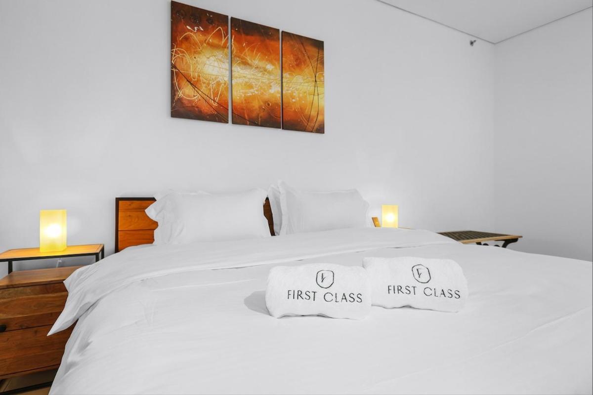 First Class 1br Inviting Marina Views Apartment Dubai