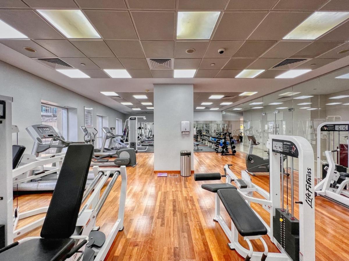 Apartment First Class 1br Inviting Marina Views *