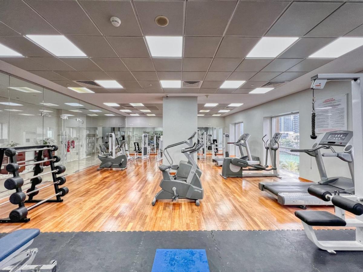 Apartment First Class 1br Inviting Marina Views *