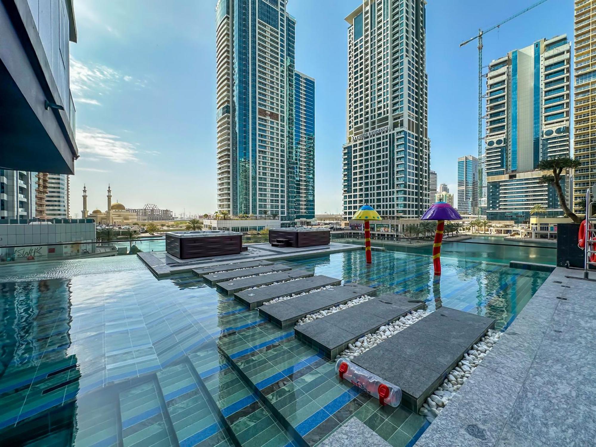 Mbl Royal, Jlt- 1-br With View Dubai