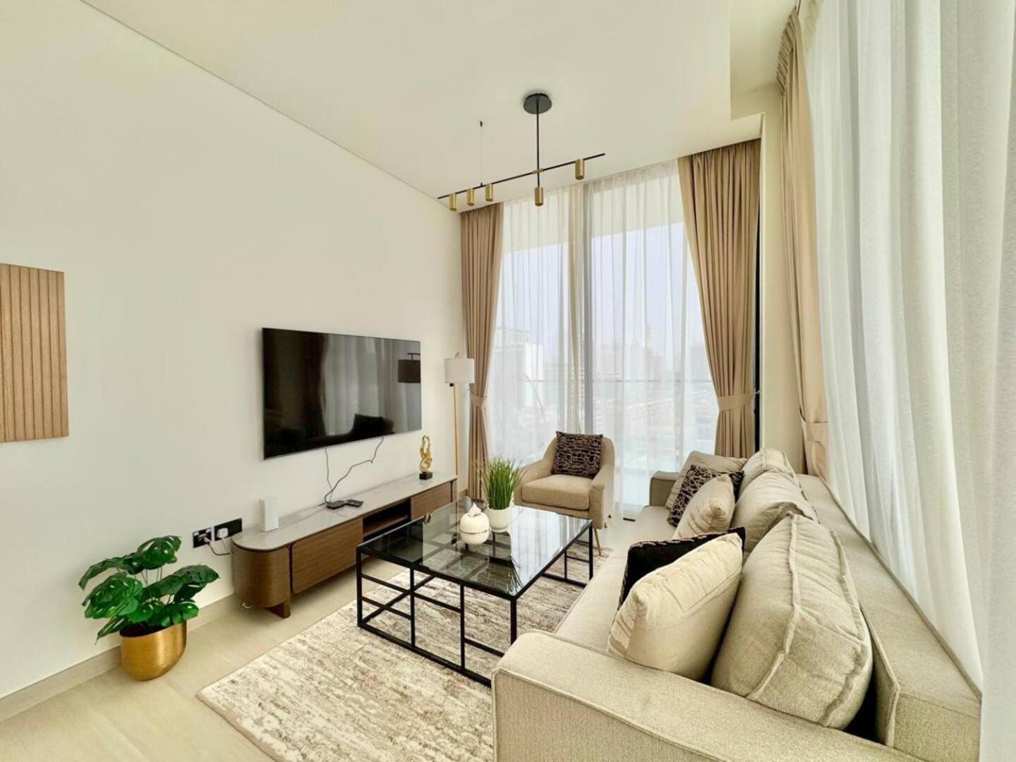 Apartment Luxurious 2br With Private Pool In Jvc