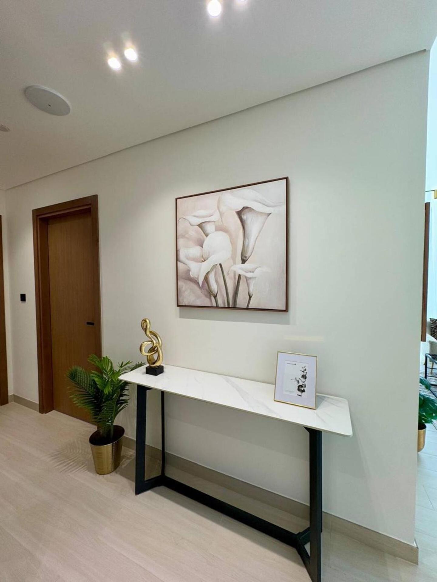 Luxurious 2br With Private Pool In Jvc *