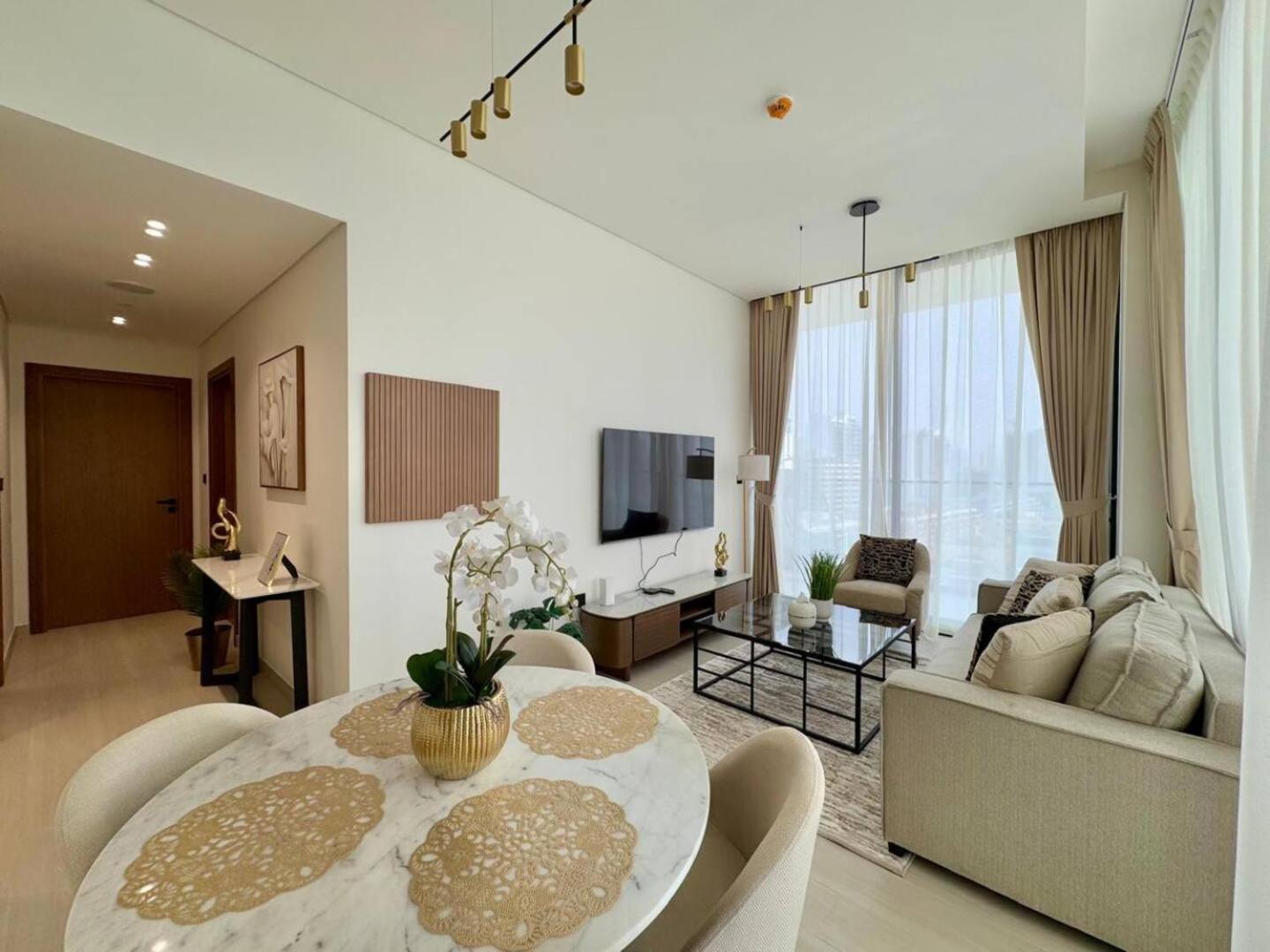 Apartment Luxurious 2br With Private Pool In Jvc *