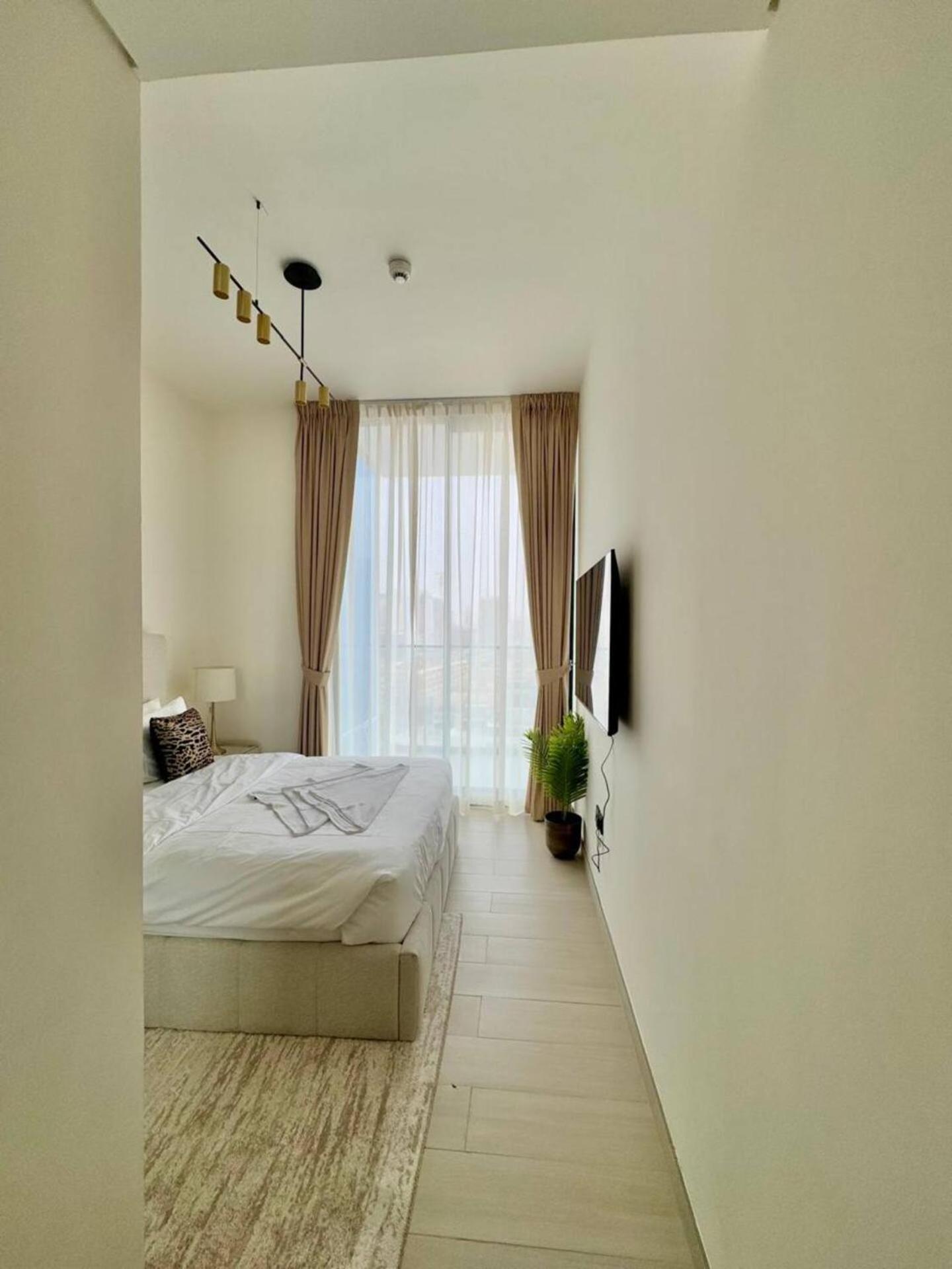 Luxurious 2br With Private Pool In Jvc Dubai