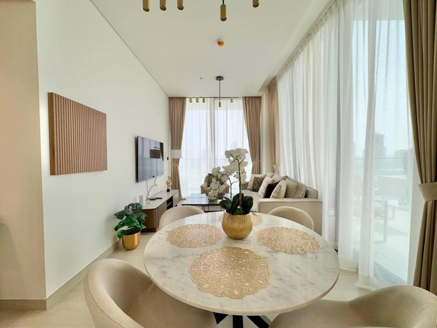 Luxurious 2br With Private Pool In Jvc Apartment