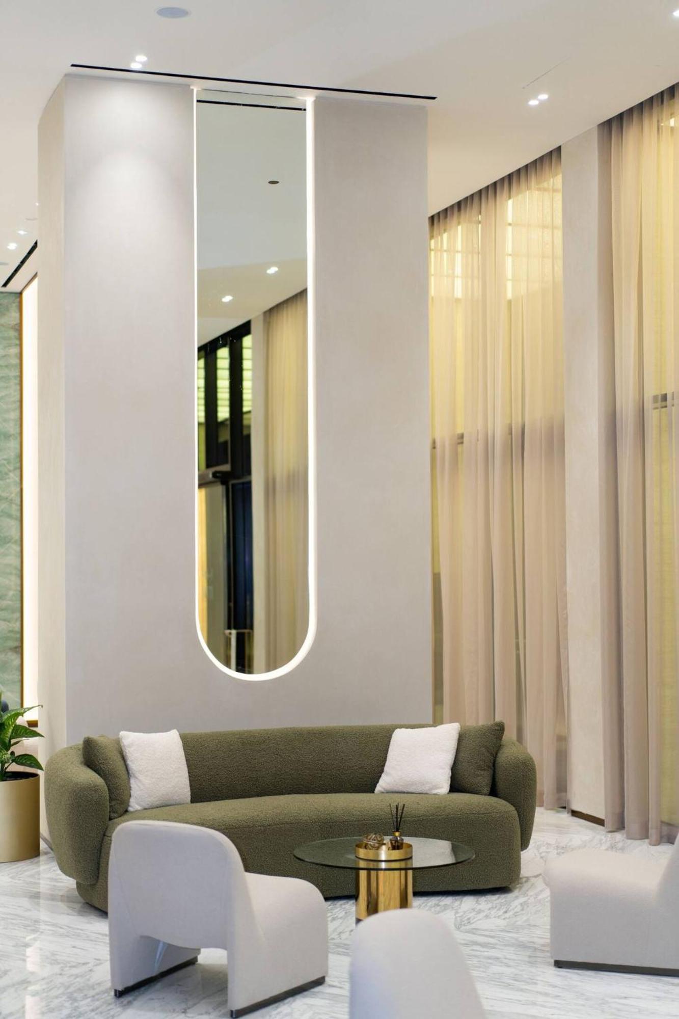Luxurious 2br With Private Pool In Jvc Dubai