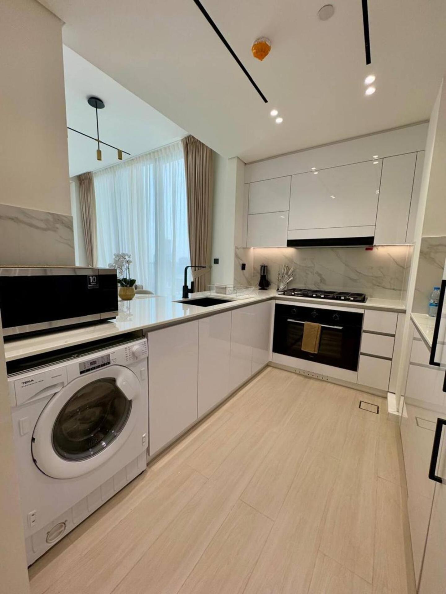 Luxurious 2br With Private Pool In Jvc Apartment *