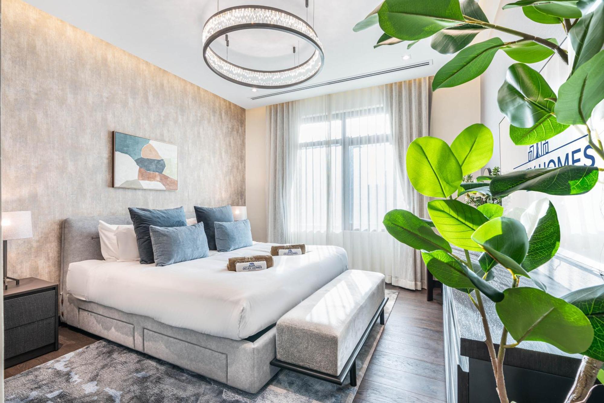 Incredible Palm Next To Mall With Access Apartment *