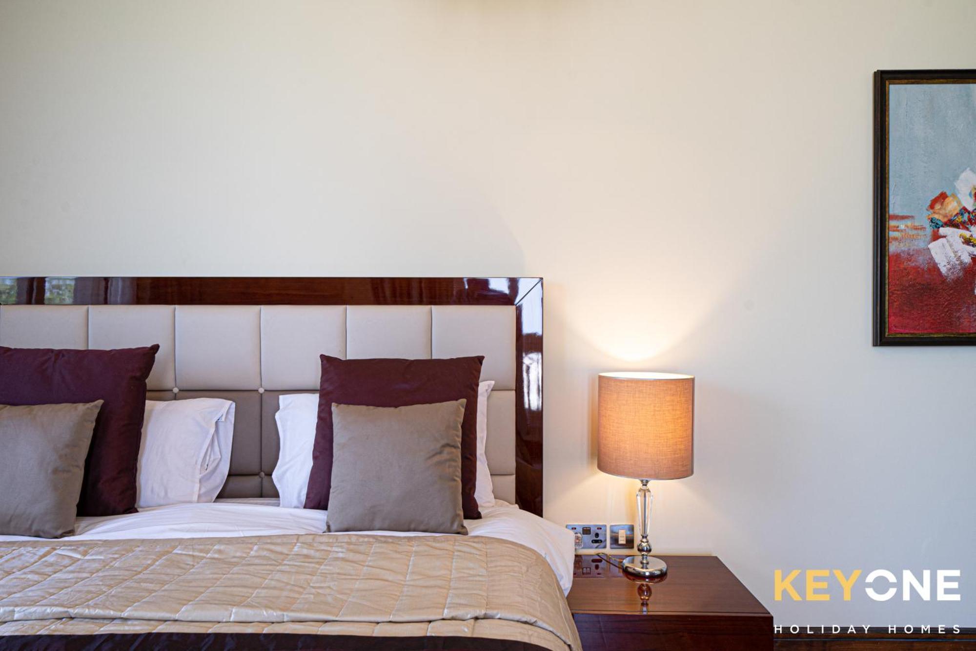 Apartment Two Bedroom And Small Room With Beach Access Dubai