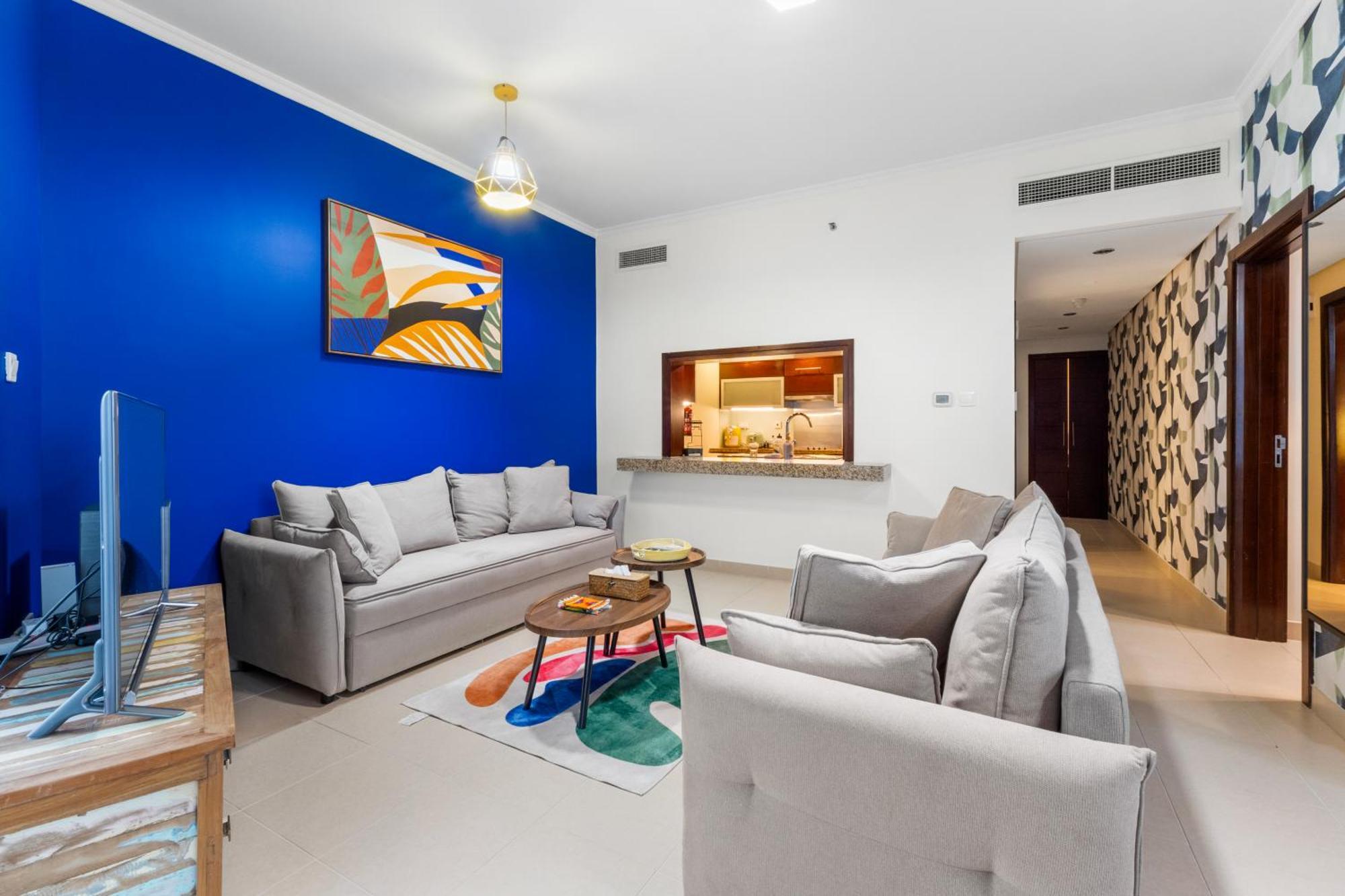 Stylish 1 Bedroom - Burj Khalifa View- 5Mn Walk To Dubai Mall-Apartment In Burj Views Tower Apartment Dubai