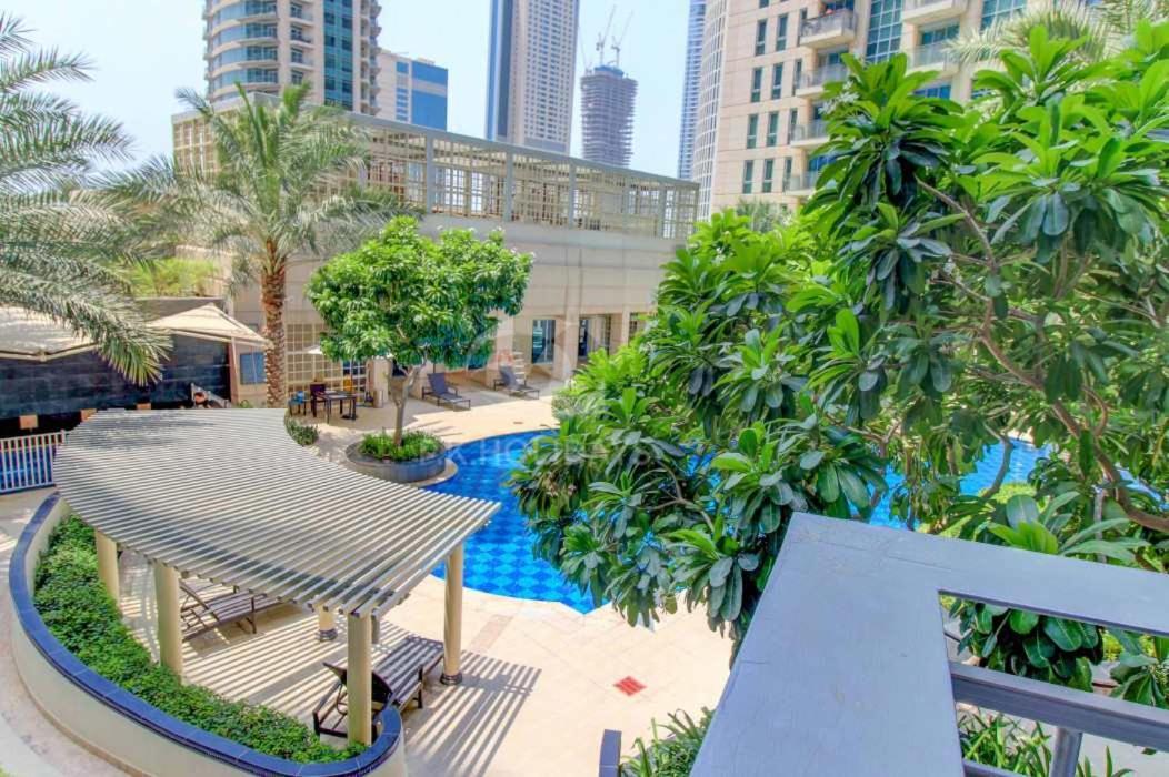 Apartment Stylish 1br In Downtown With Fountain Views Dubai