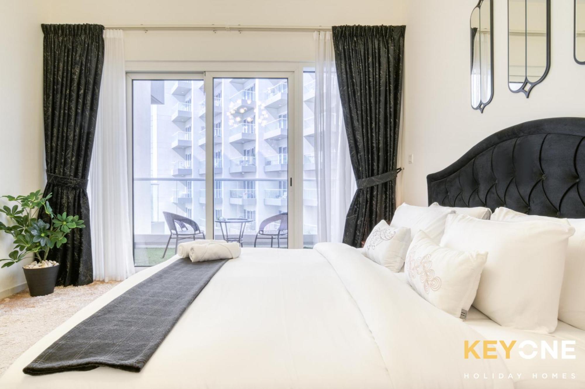 Modish One Bedroom * Dubai