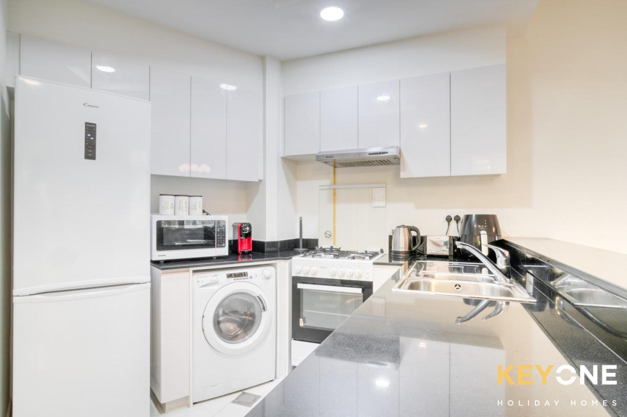 Modish One Bedroom Dubai