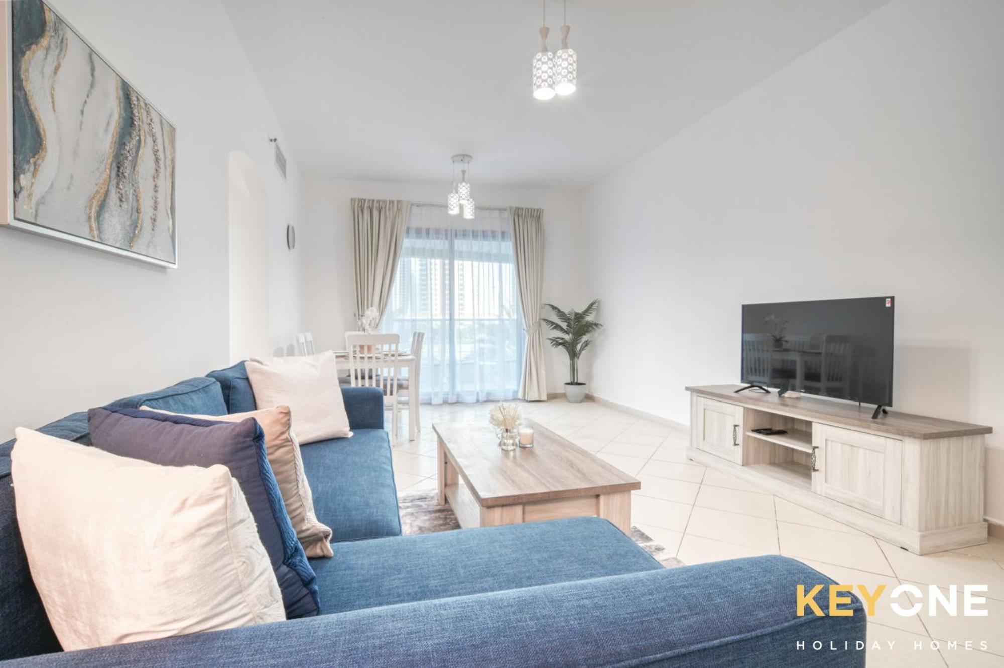 Elegant Two Bedroom In Dubai Marina * Dubai