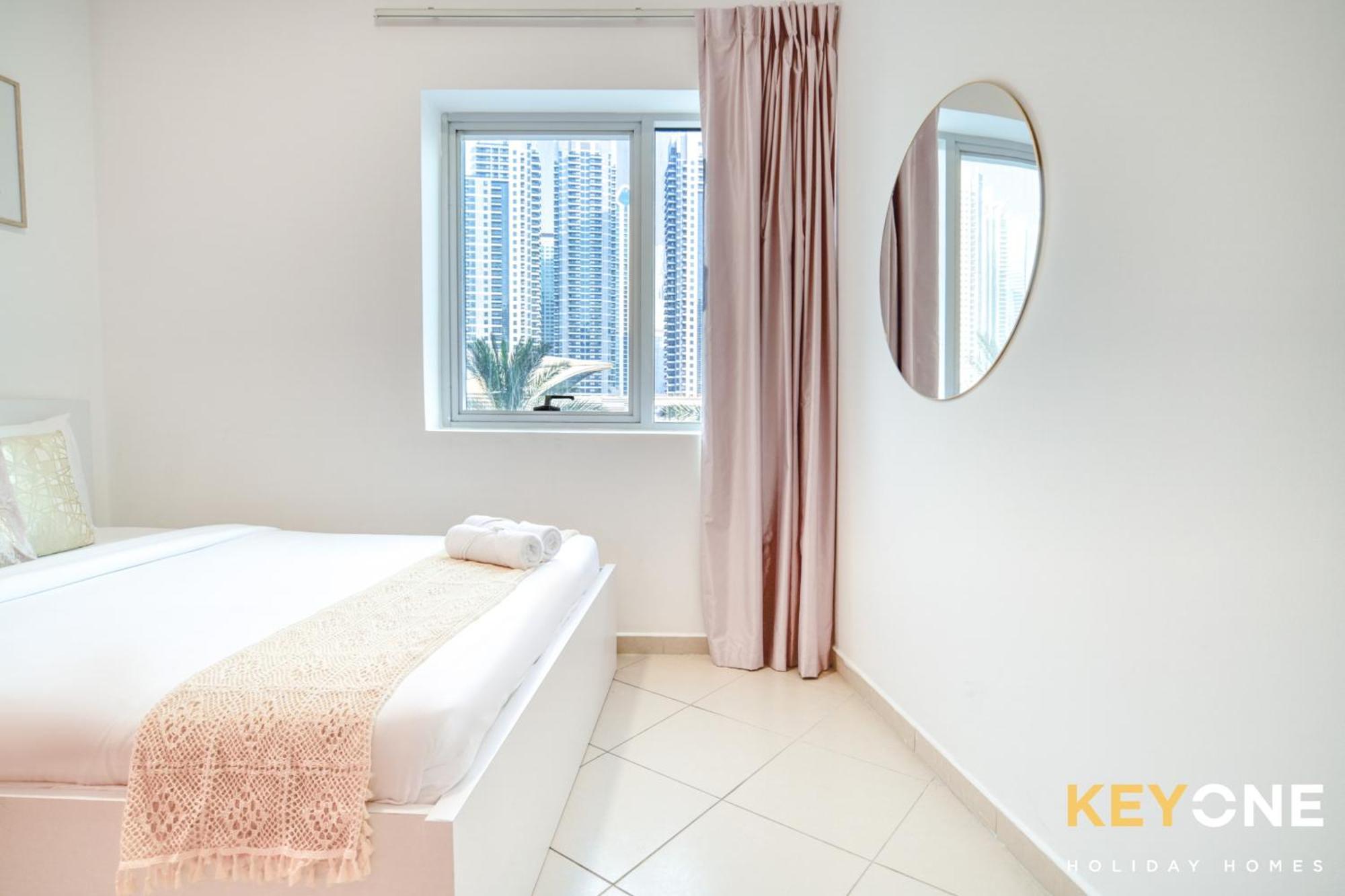 Elegant Two Bedroom In Dubai Marina Dubai