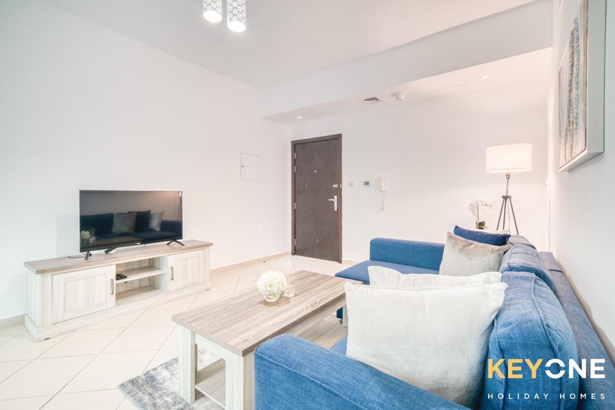 Apartment Elegant Two Bedroom In Dubai Marina Dubai