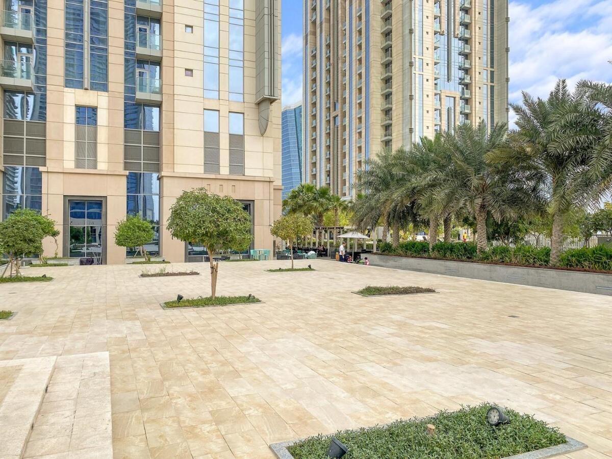 First Class 2br Stylish With Stunning Views * Dubai