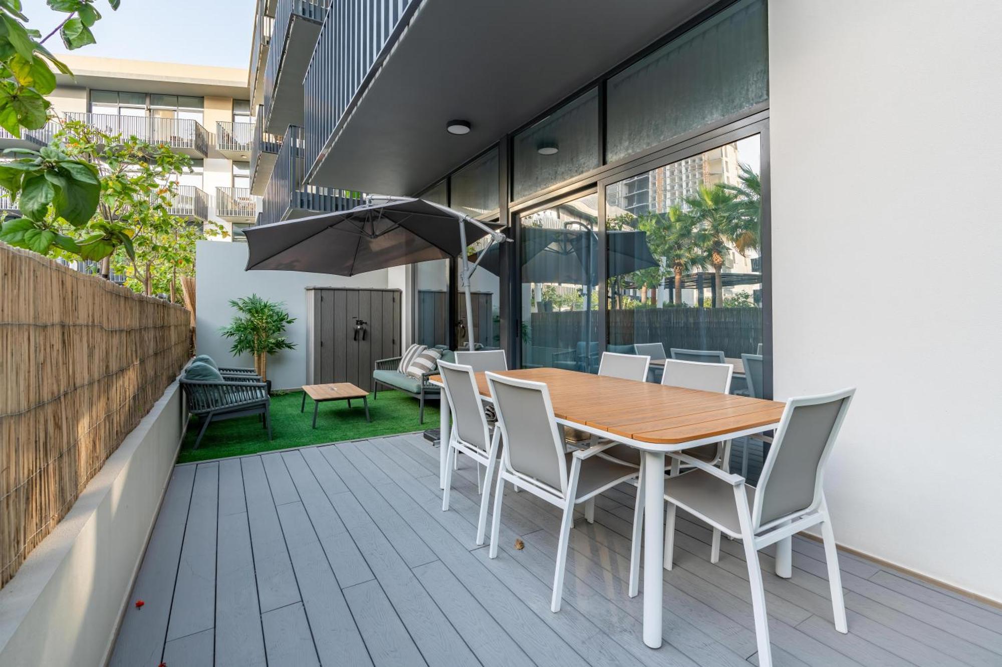 Apartment Cozy And Peaceful 2 Bedroom With Private Garden *