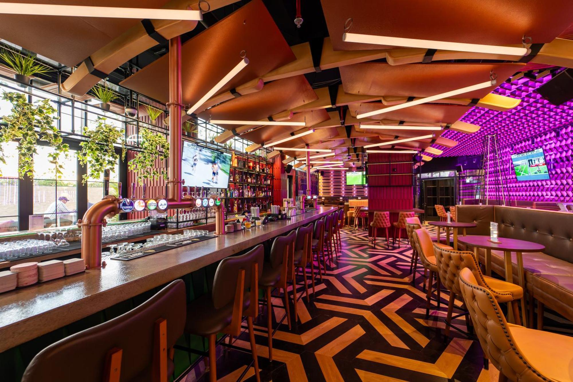 Hotel Four Points By Sheraton Production City, Dubai