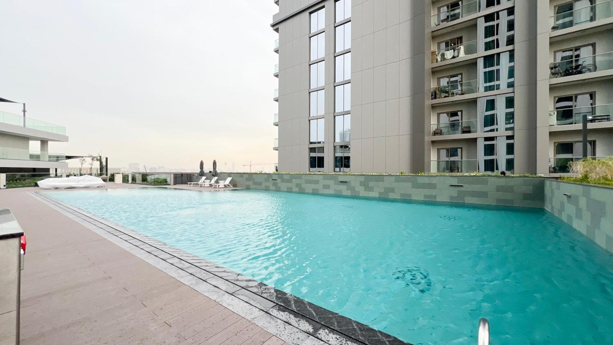 Chic 2br Creek Vista, Near Downtown, Burj Khalifa And Mall Apartment Dubai