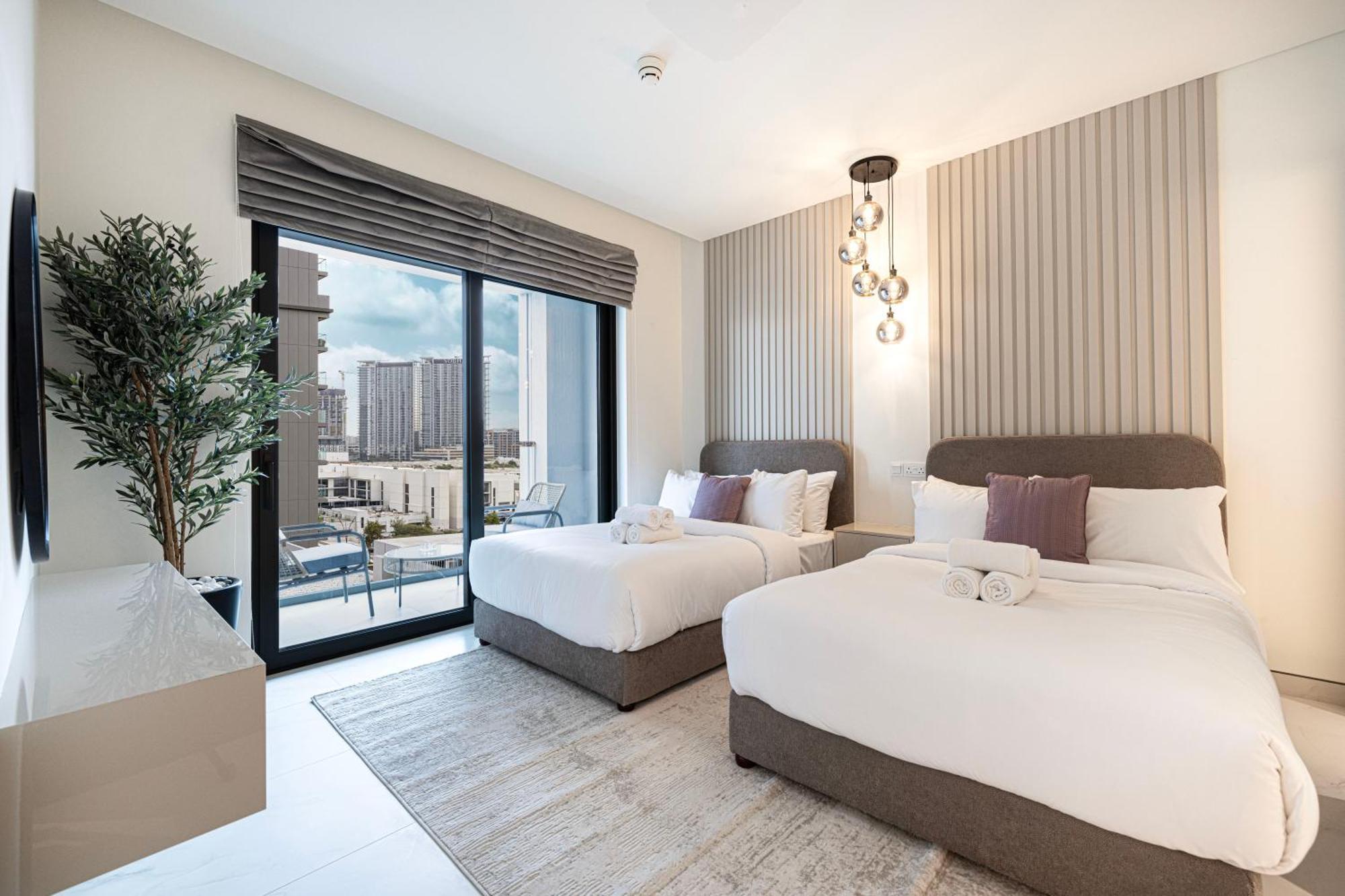 Chic 2br Creek Vista, Near Downtown, Burj Khalifa And Mall *